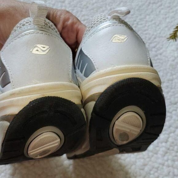 Vintage Aspire Sz. 9.5 M White Shapeup Sneakers Size US 9.5 / IT 39.5 - 6 Thumbnail