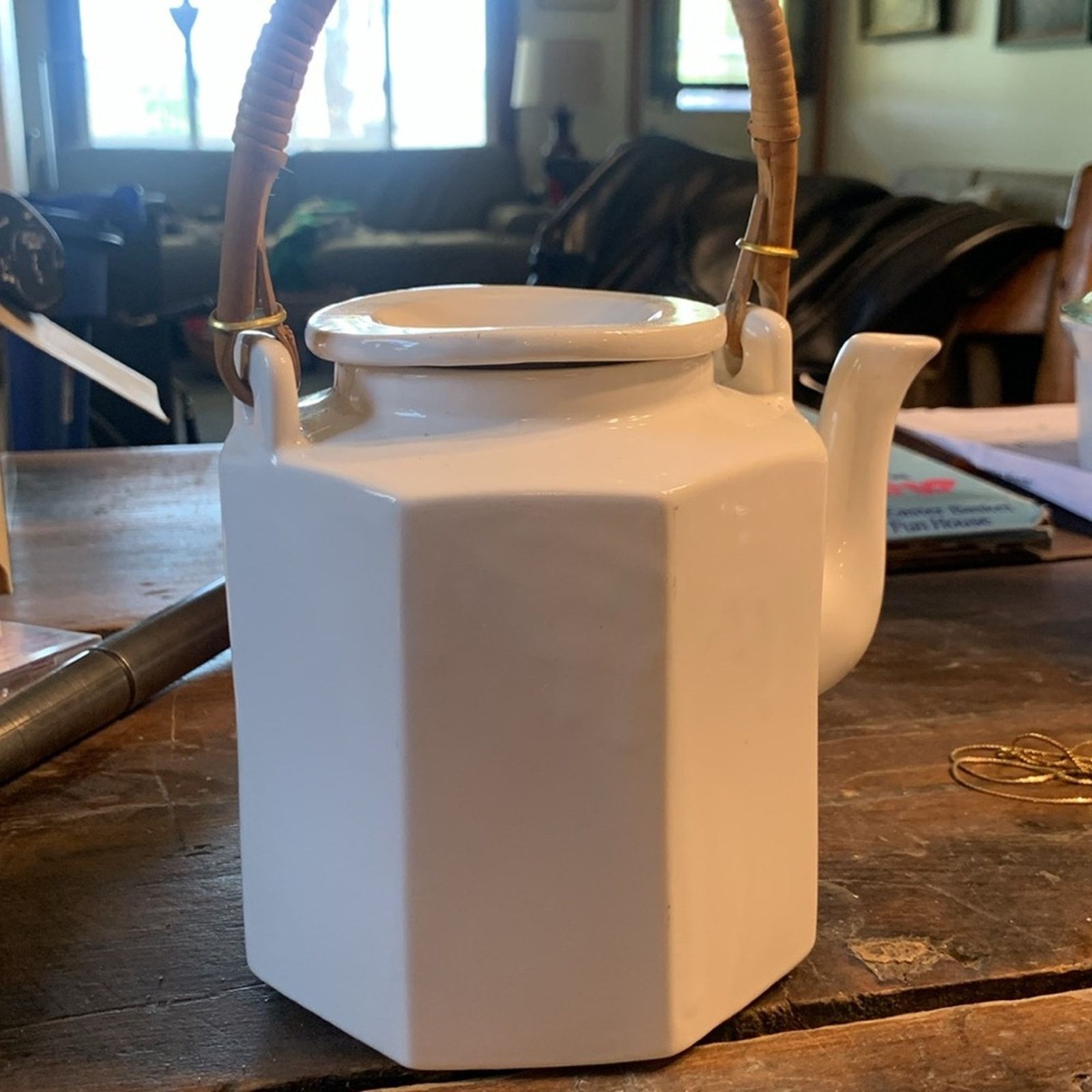 Vintage McCoy vintage white ceramic teapot bamboo wrapped handle Size ONE SIZE - 6 Thumbnail