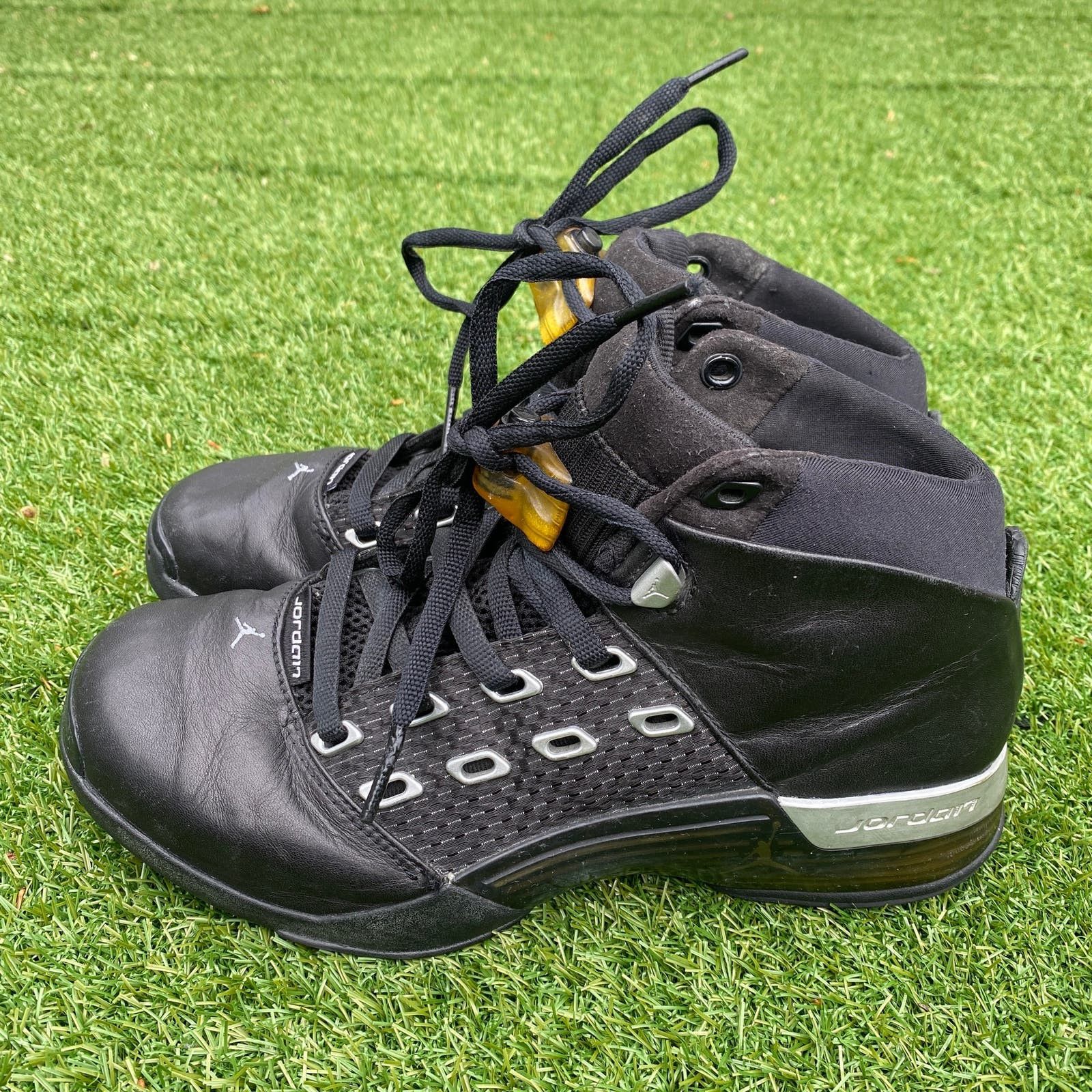 image of Jordan Brand Xvii 17 OG Black Silver 2001 Shoes, Men's (Size 8)