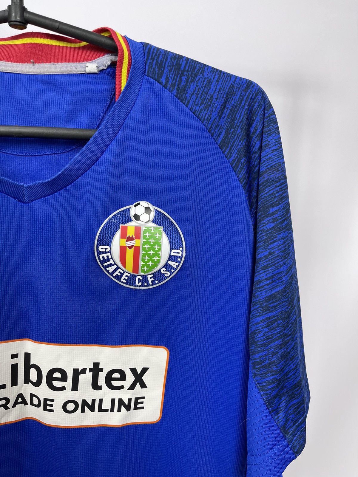 Joma Getafe CF Football Shirt 19/20 Europa League Size X-LARGE Size US XL / EU 56 / 4 - 2 Thumbnail