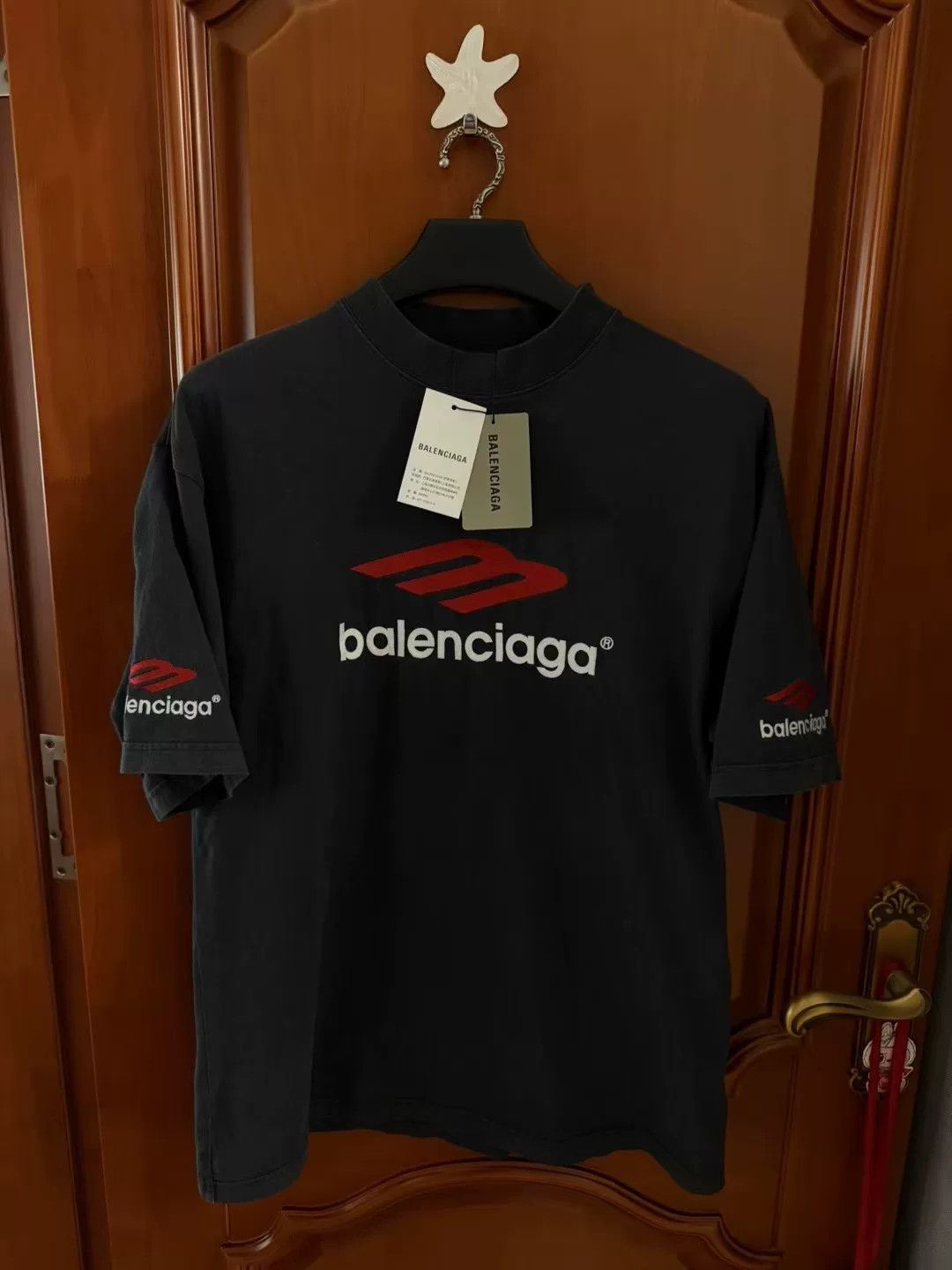 Balenciaga Balenciaga 3B Embroidered Logo Short-Sleeve Size US XS / EU 42 / 0 - 1 Thumbnail