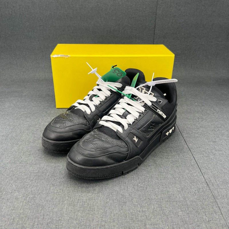 Louis Vuitton Louis Vuitton Trainer Leather Low-Top Sneakers 0079 Size US 9 / IT 39 - 1 Thumbnail