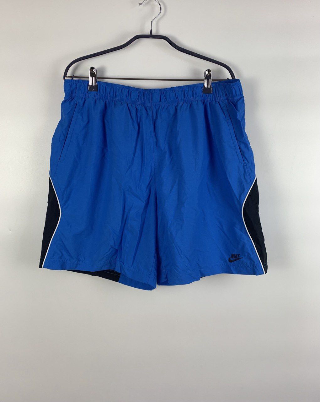 Nike Nike shorts vintage blue/black XL Size US 34 / EU 50 - 1 Thumbnail