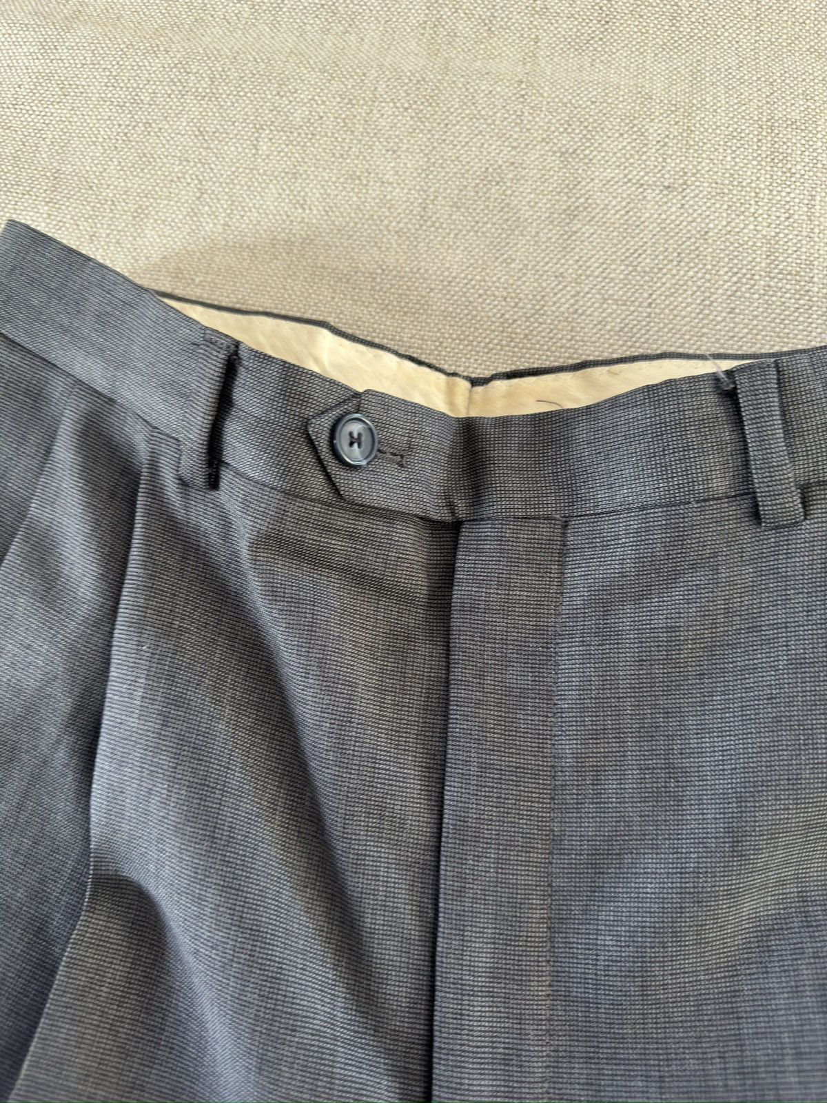 Bergdorf Goodman × Valentino Valentino Made In Italy DB Peak Lapel Wool Suit in Grey 40L Size 40L - 19 Thumbnail