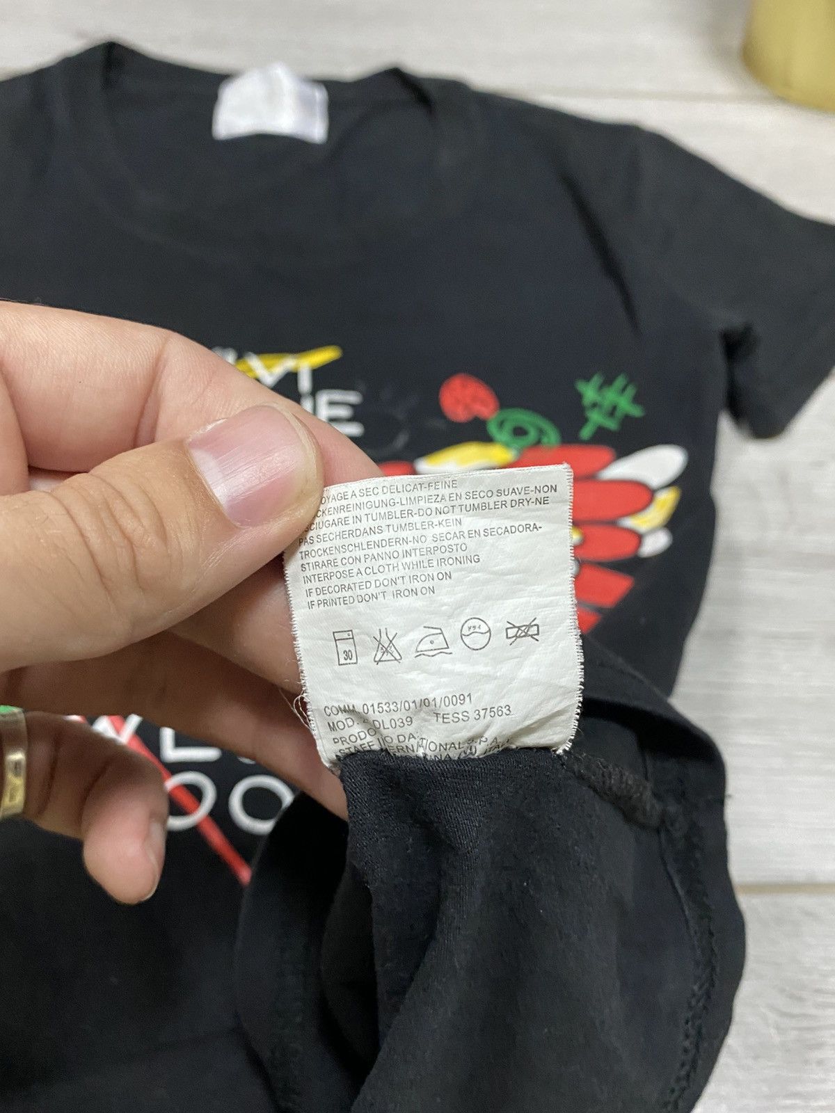 Vivienne Westwood Vivienne Westwood RARE skull orb heart vintage t-shirt Size S / US 4 / IT 40 - 4 Thumbnail