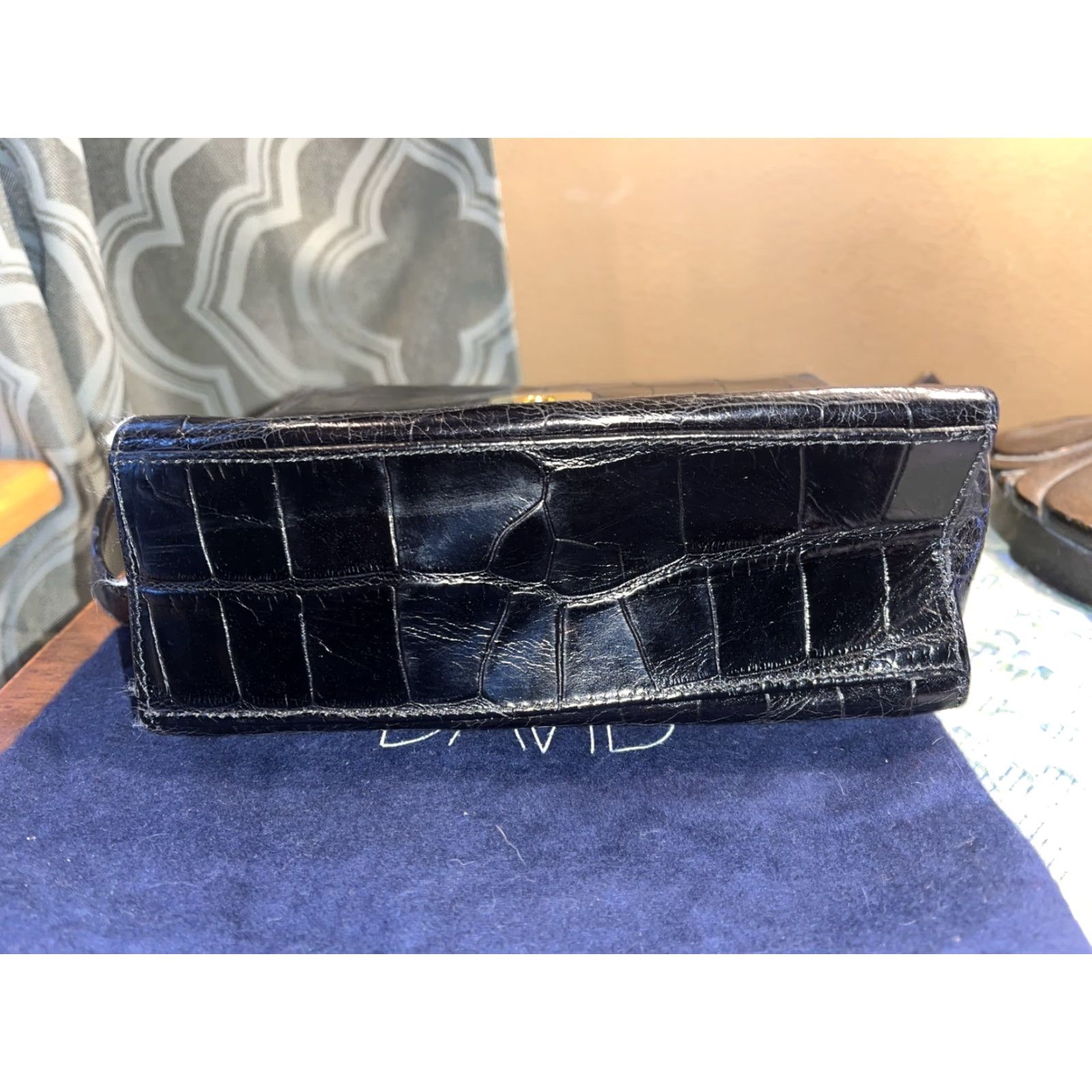 FELT VINTAGE Joan & David Black Leather Crocodile Shoulder Bag Small with Dust Bag, Designer, Animal Print, Womens Size ONE SIZE - 4 Thumbnail