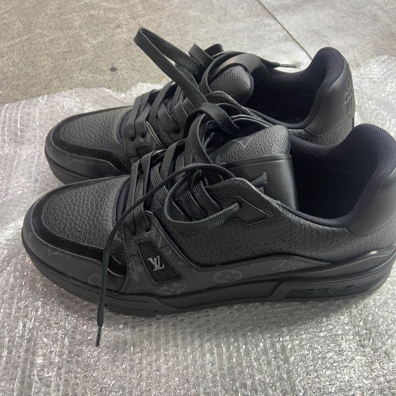 Louis Vuitton Louis Vuitton Monogram Trainer Black Low Top Sneakers 0079 Size US 7 / EU 40 - 1 Thumbnail