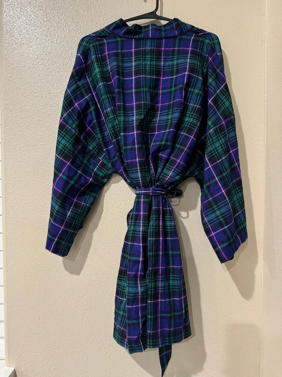 Designer Vintage NWT victoria secret robe Size ONE SIZE - 2 Thumbnail