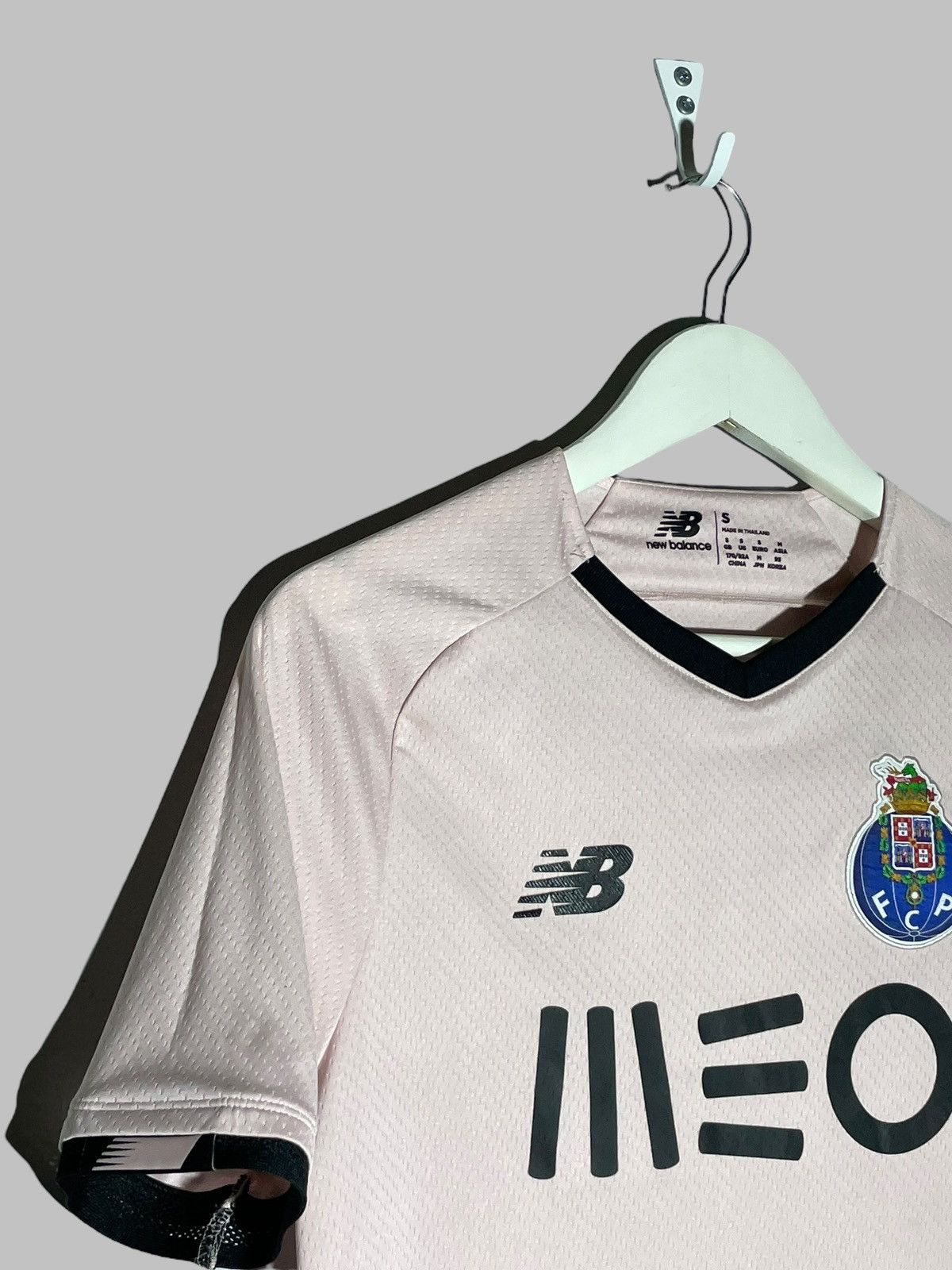 New Balance FC Porto New Balance 2022/2022 Third Football Shirt Soccer Size US S / EU 44-46 / 1 - 6 Thumbnail
