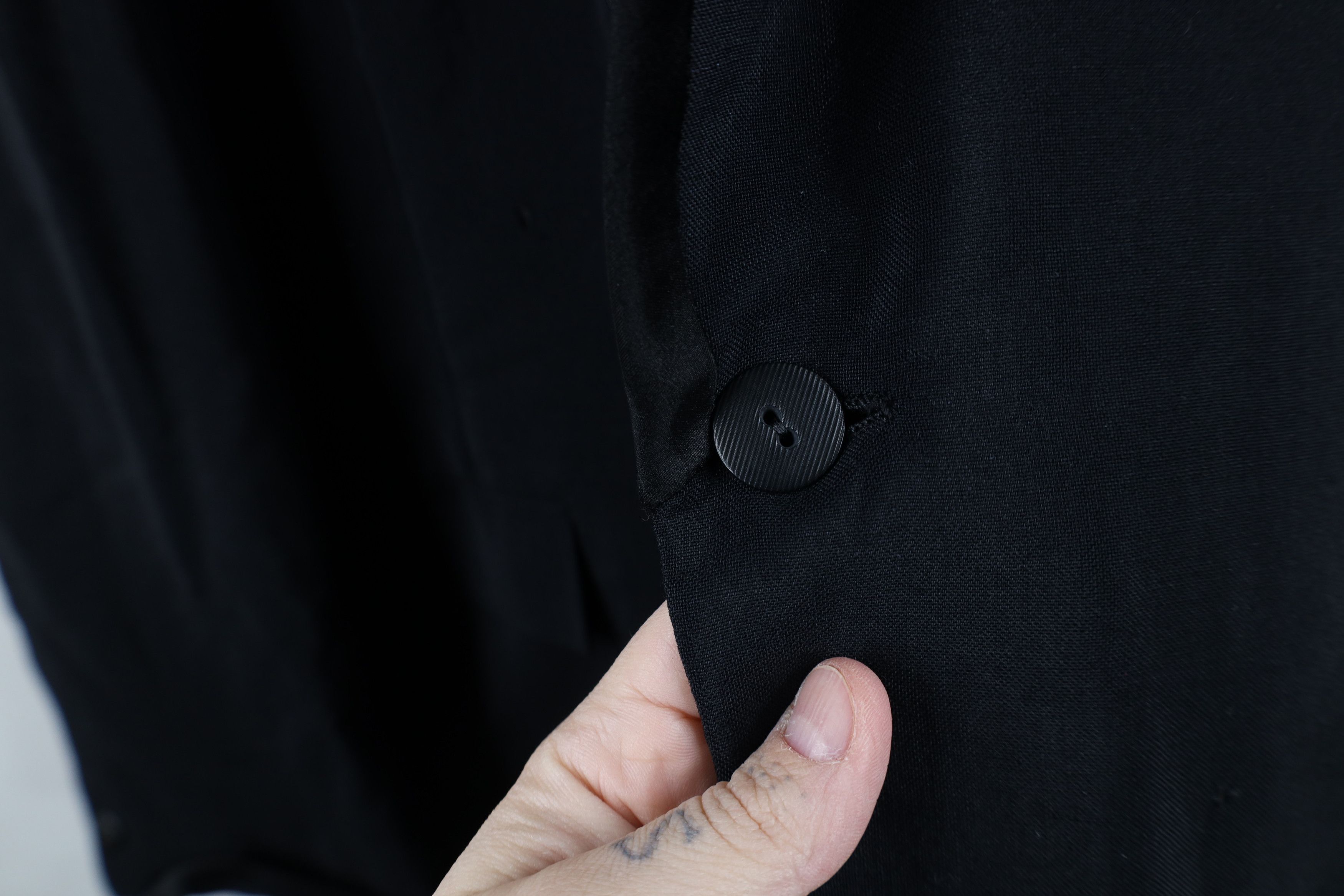Vintage Vintage 60s Tailored Satin Trim Tuxedo Prom Suit Jacket USA Size US XXL / EU 58 / 5 - 7 Thumbnail