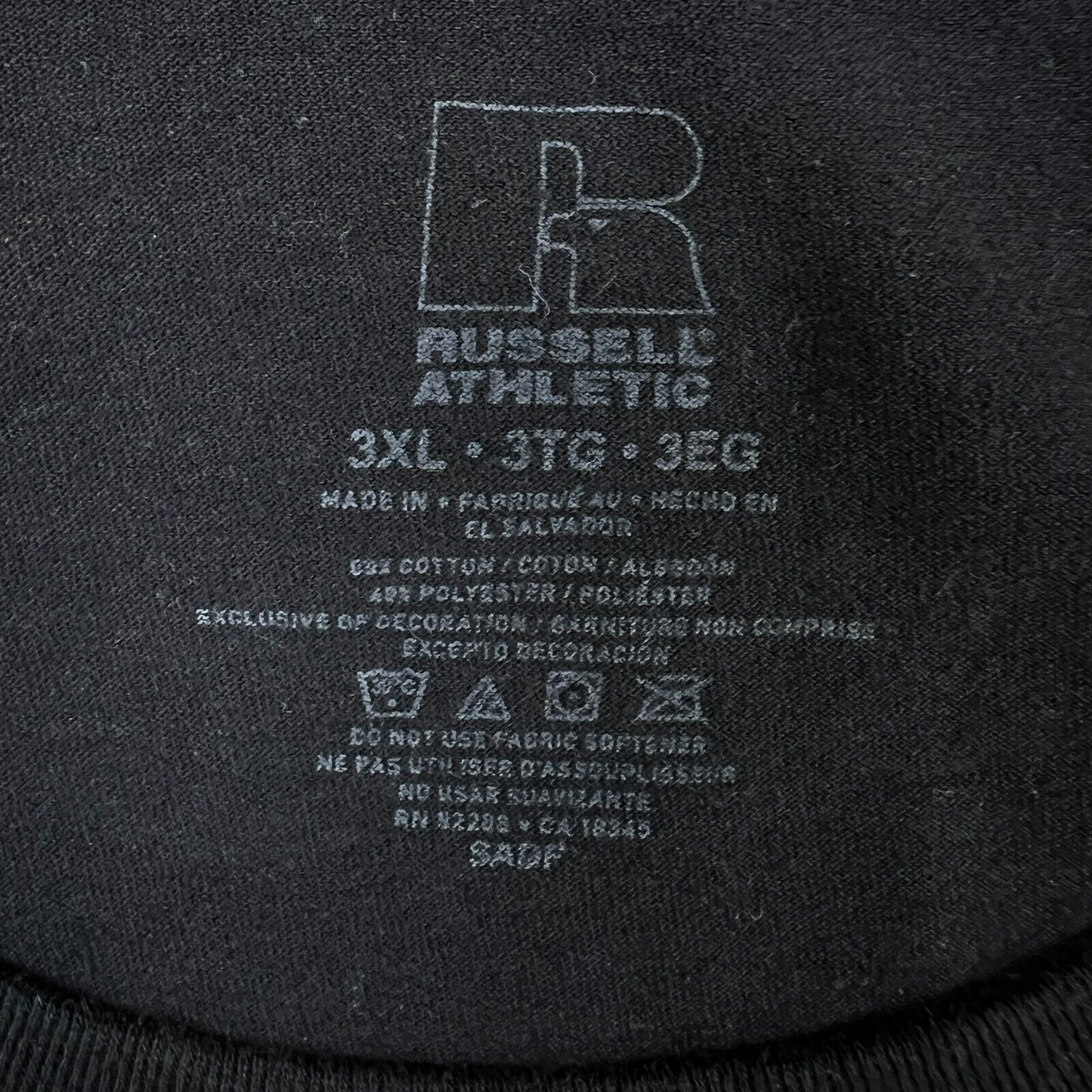 Russell Athletic × Vintage Russell Athletic T Shirt Essential Blank Short Sleeve Tee Size US XXL / EU 58 / 5 - 5 Thumbnail