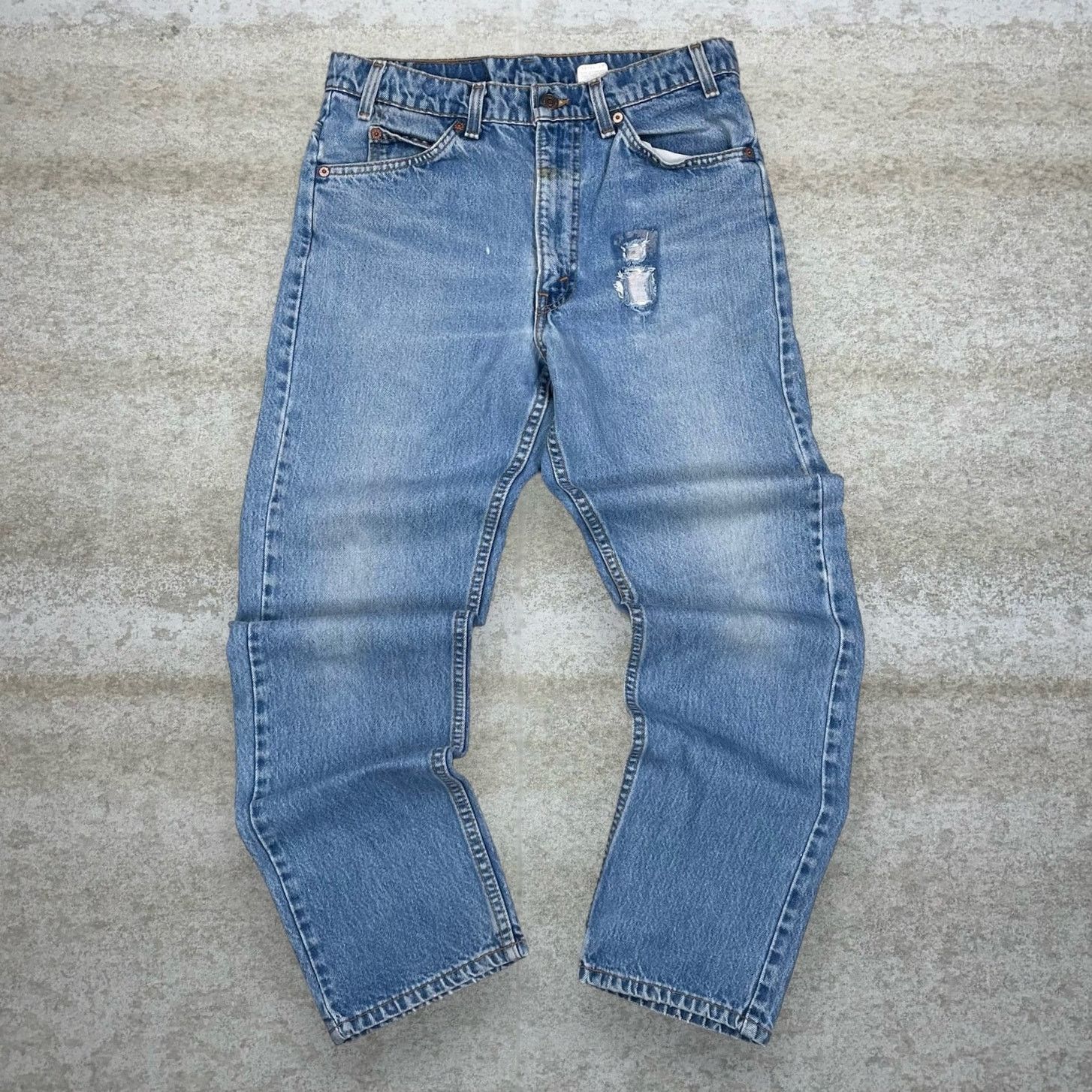 Levi's Vintage 90s Levis Jeans 505 33x30 Straight Fit Medium Wash Size US 33 - 2 Thumbnail