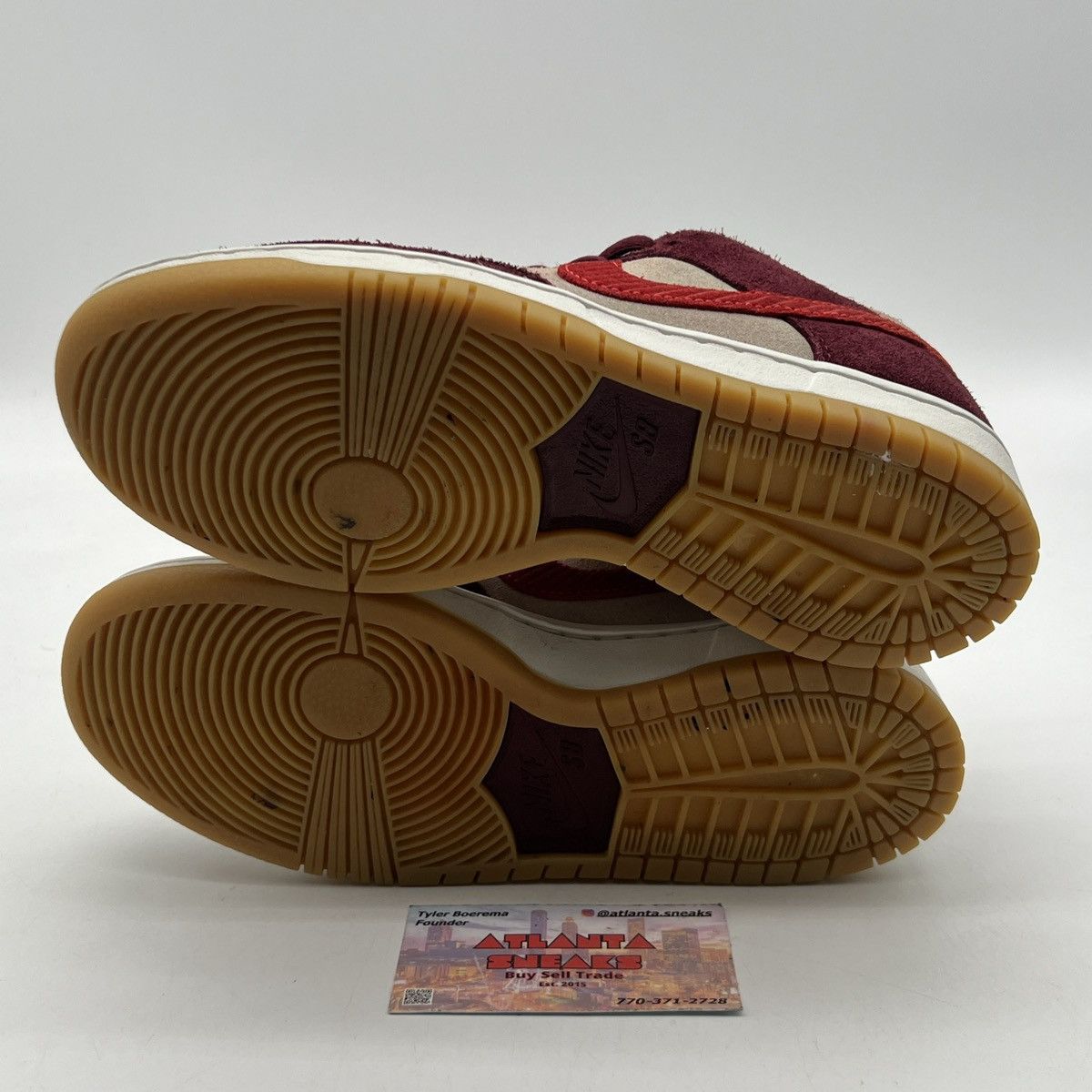 Nike Skate like a girl x nike dunk low sb Size US 4.5 / IT 34.5 - 7 Thumbnail
