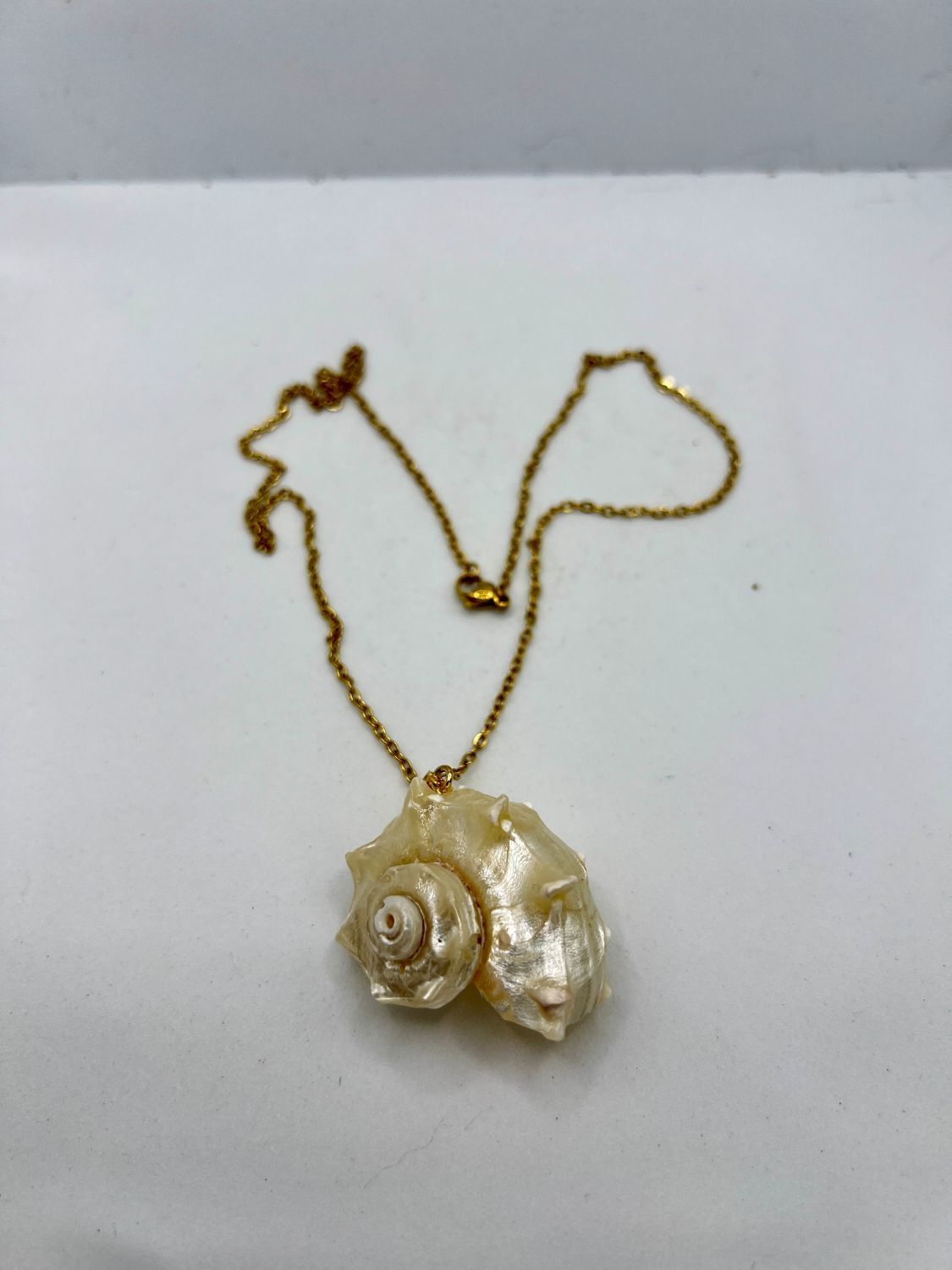 Jewelry Seashell Gold Chain Necklace Size ONE SIZE - 4 Thumbnail