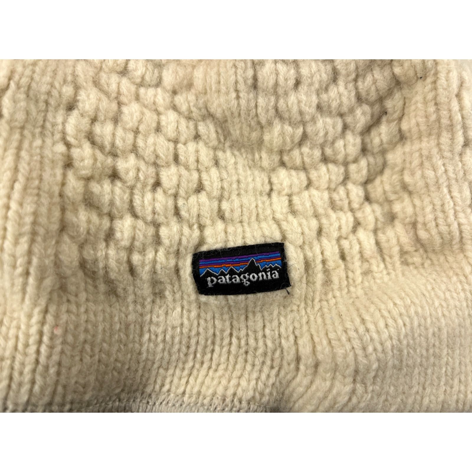 Patagonia VINTAGE Patagonia Beanie Womens One Size Ivory Knit Wool Poly Lined Ski Hat/Cap Winter Outdoor Logo 90s Mens Womens Size ONE SIZE - 2 Thumbnail