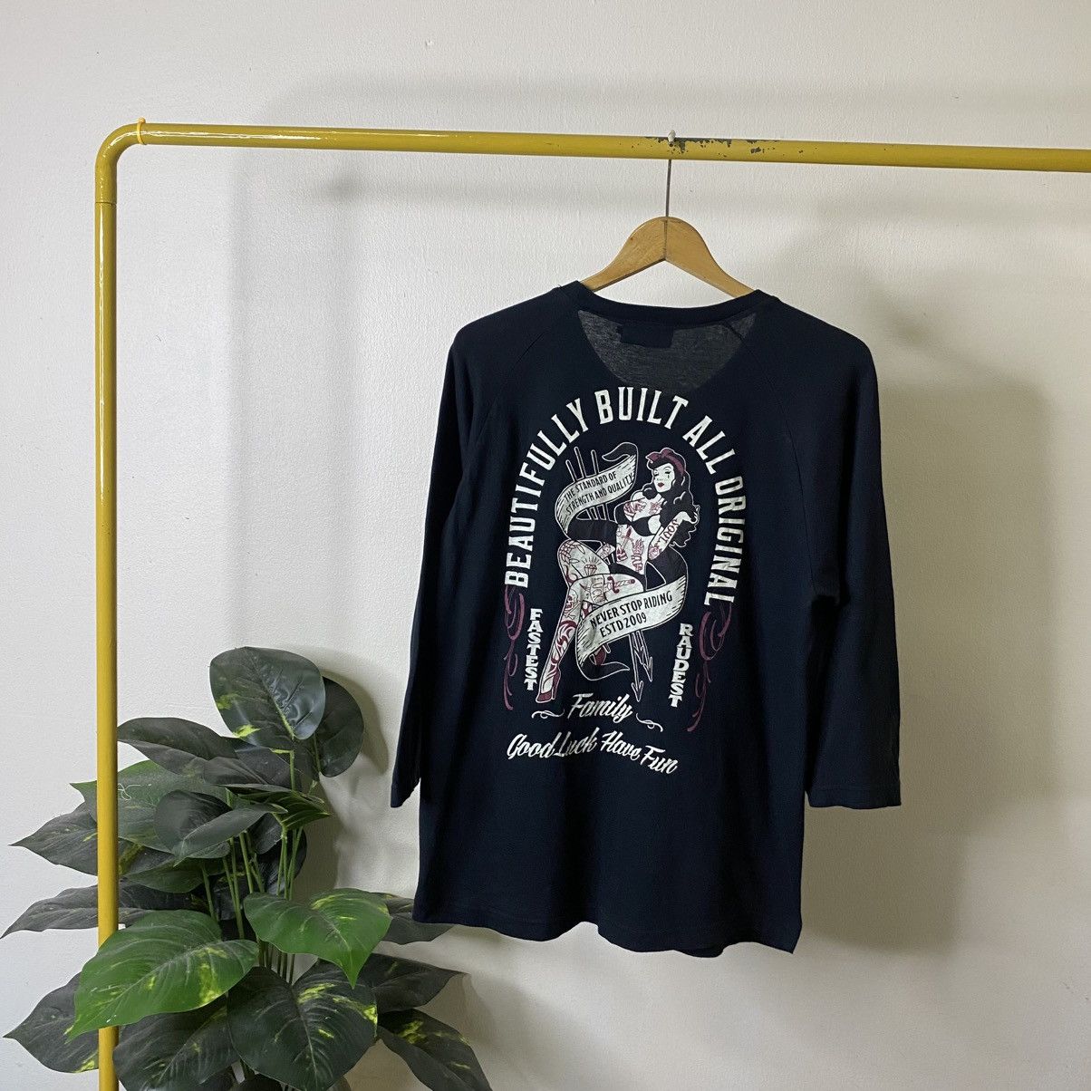 Hysteric Glamour Skullworks Sexy Bikini Hysterics Glamour Style Raglan Tee Size US L / EU 52-54 / 3 - 1 Thumbnail