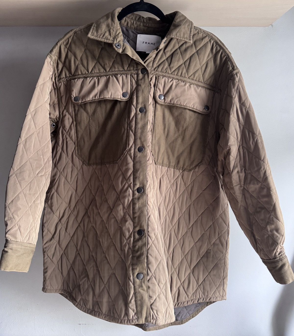 Frame Oversized Shirt Jacket in Desert Size S / US 4 / IT 40 - 2 Thumbnail