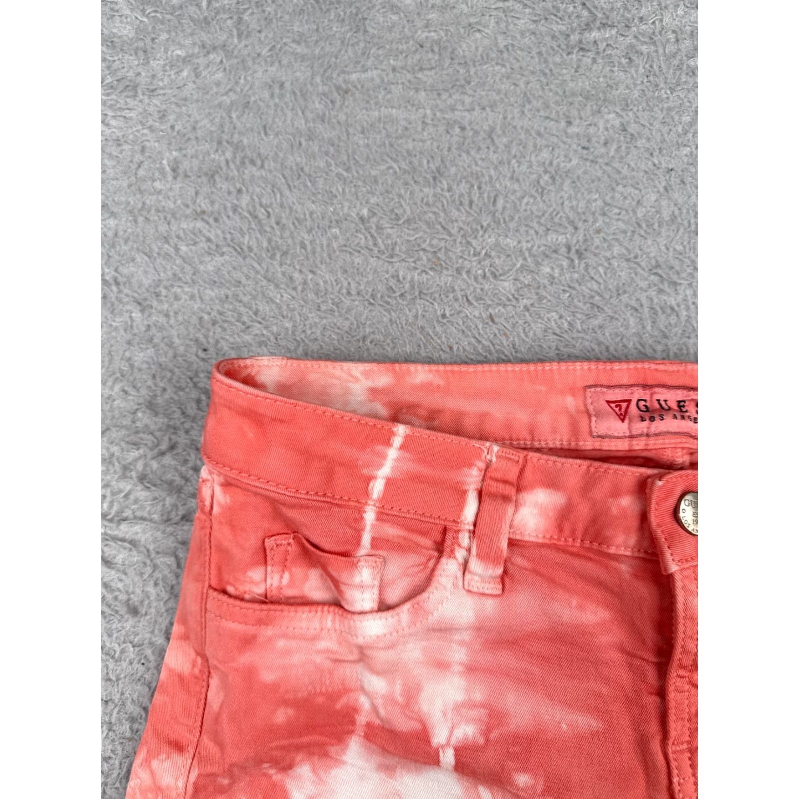 Guess GUESS Shorts Women Pink White Tie Dye Cotton Blend Beach Casual 27x3 27 Regular Waist Elastic Front 5-Pocket Denim Chino Shells Pattern Solid Size 27" / US 4 / IT 40 - 4 Thumbnail