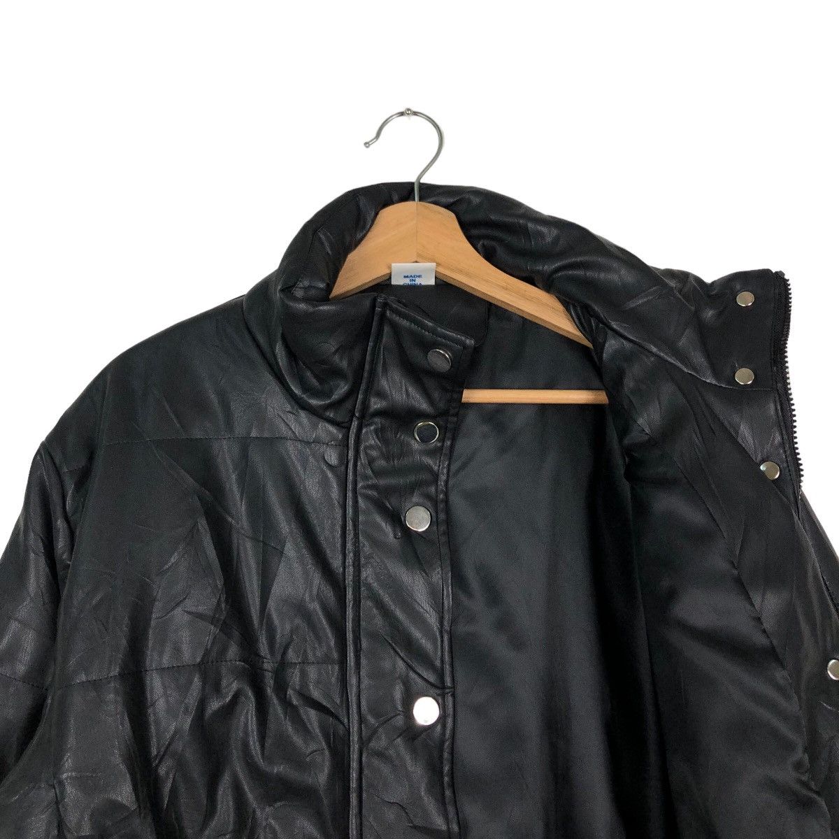 Japanese Brand 🔥Rare Cropped Streetwear Style Soft Polyester Jacket Black Size US L / EU 52-54 / 3 - 9 Thumbnail