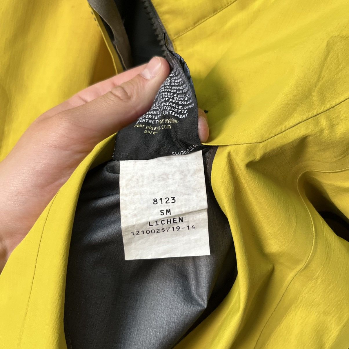 Arc'teryx Rare Vintage Arcteryx Jacket Gore Tex Mens Size US S / EU 44-46 / 1 - 19 Thumbnail