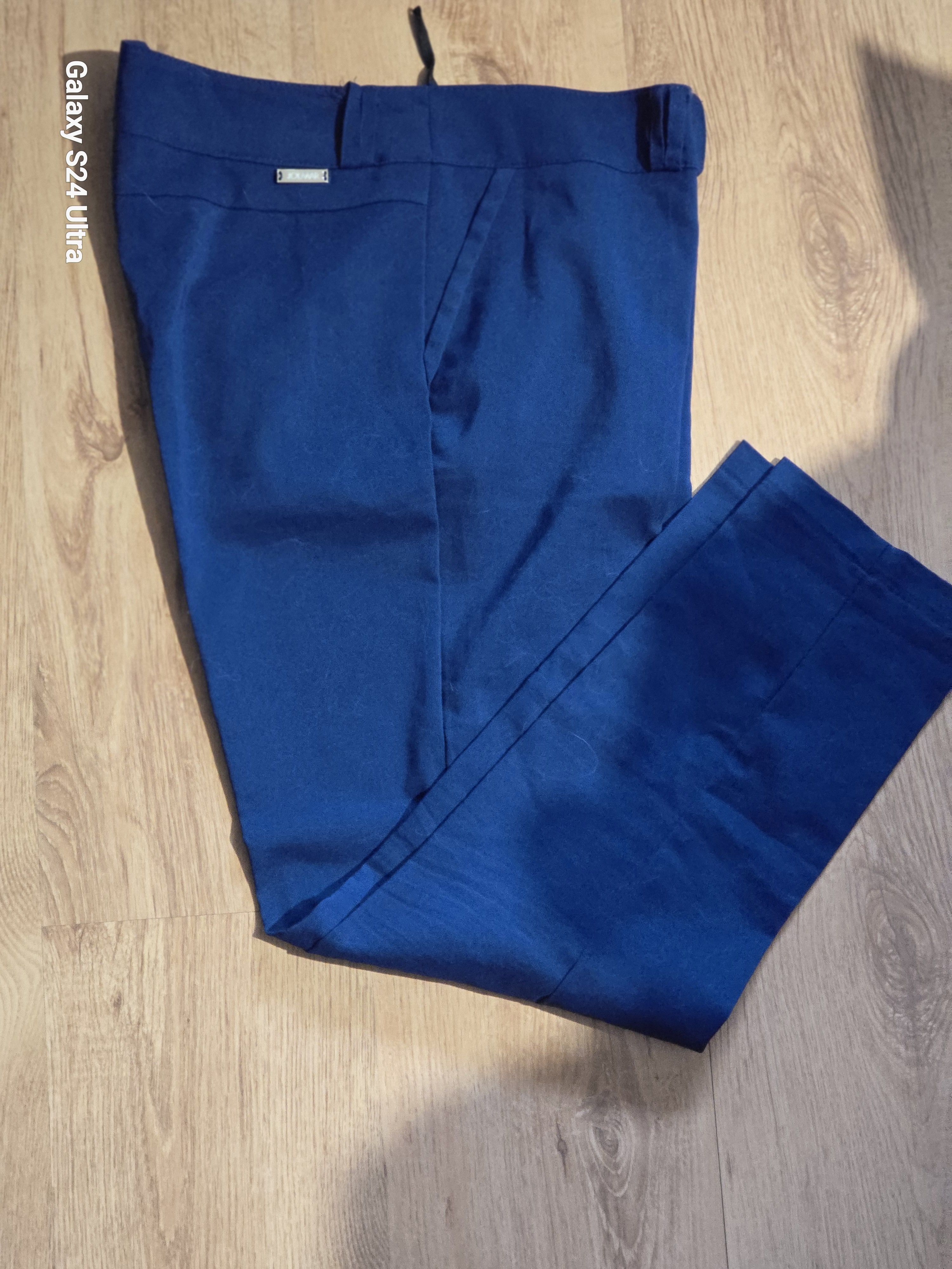 Other Women's elegant pleated trousers Size 34" / US 12 / IT 48 - 1 Thumbnail
