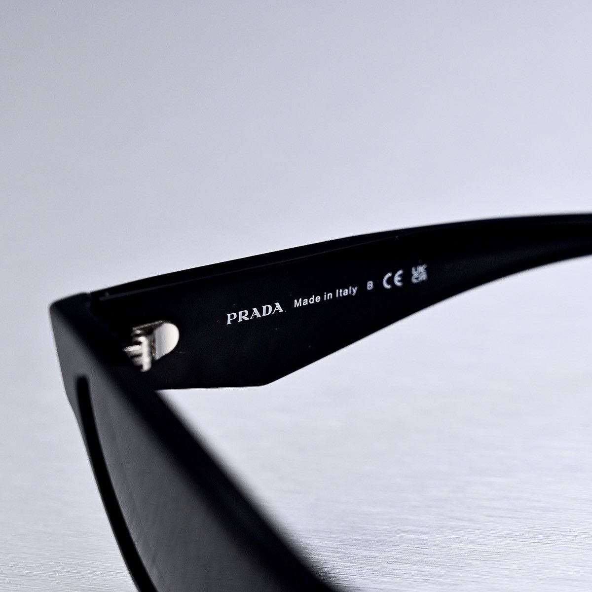 Prada PRADA 0PR B09S 16K08Z SUNGLASSES Size ONE SIZE - 4 Thumbnail