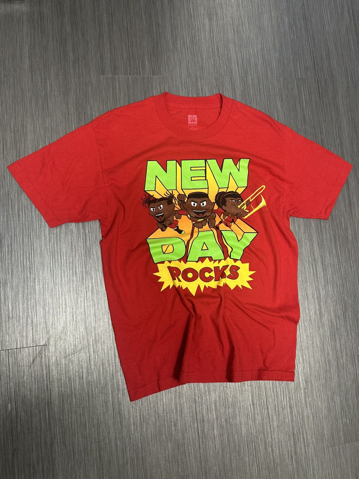 WWE Wwe rocks t shirt Size US XL / EU 56 / 4 - 1 Thumbnail