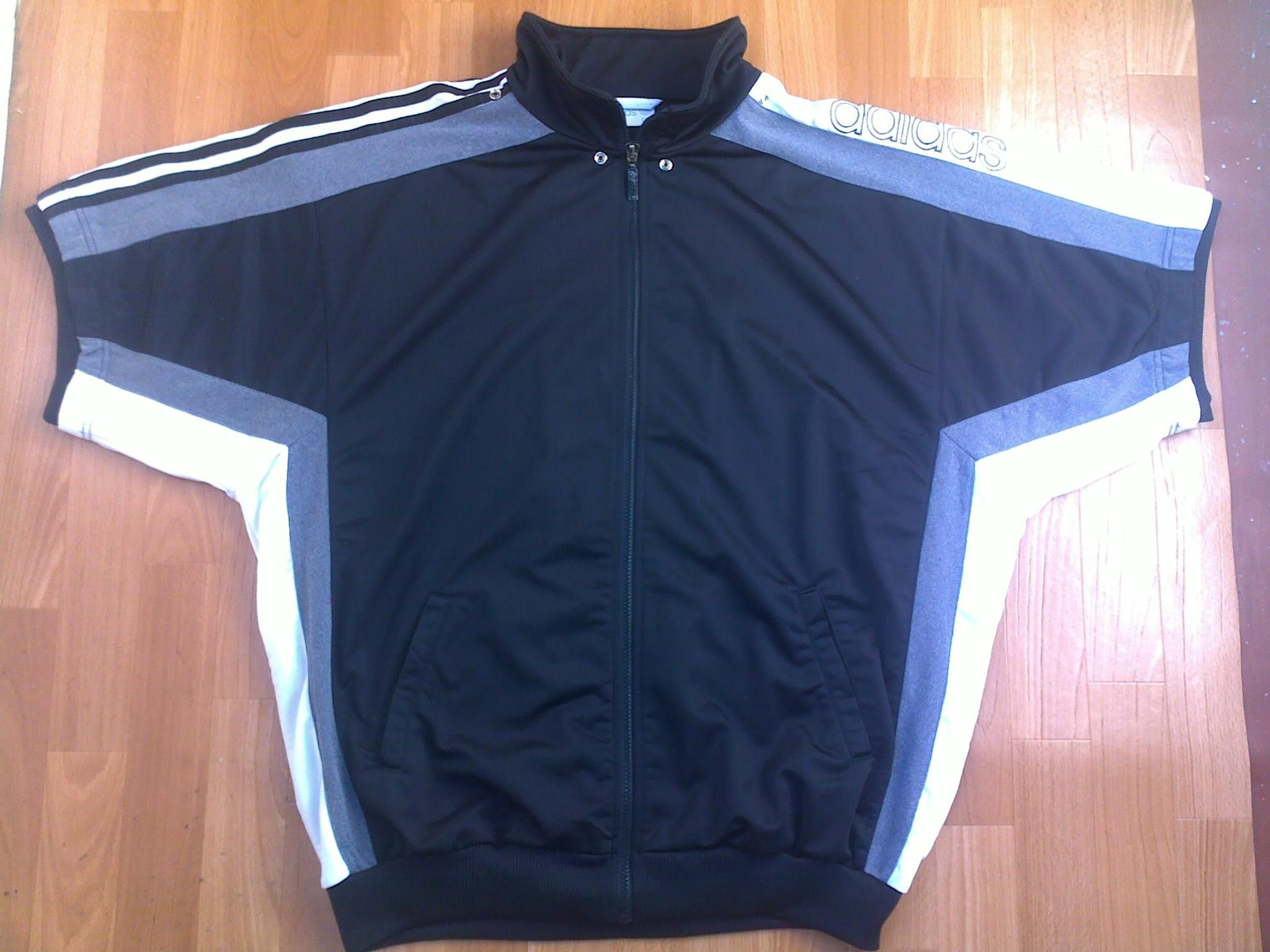 Adidas ADIDAS jersey, buttoned vintage hip hop t-shirt of 90s XL Size US XL / EU 56 / 4 - 1 Thumbnail