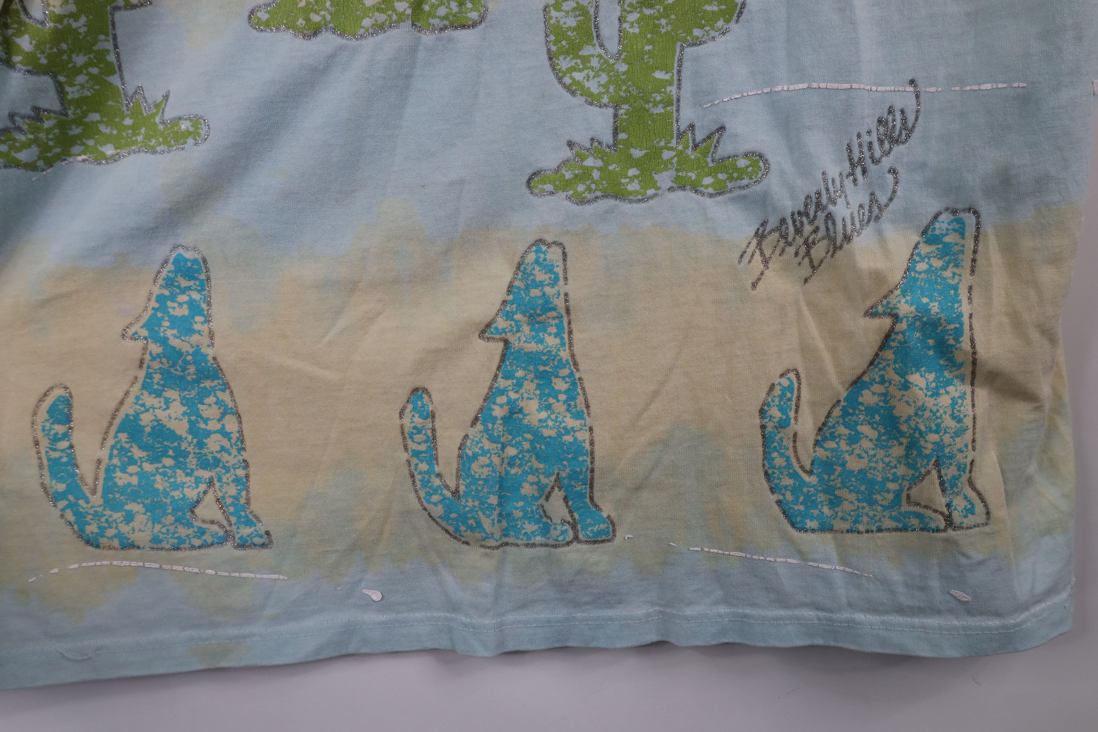 Vintage Vintage 90s Streetwear Cactus Wolf Beverly Hills T-Shirt USA Size ONE SIZE - 5 Thumbnail