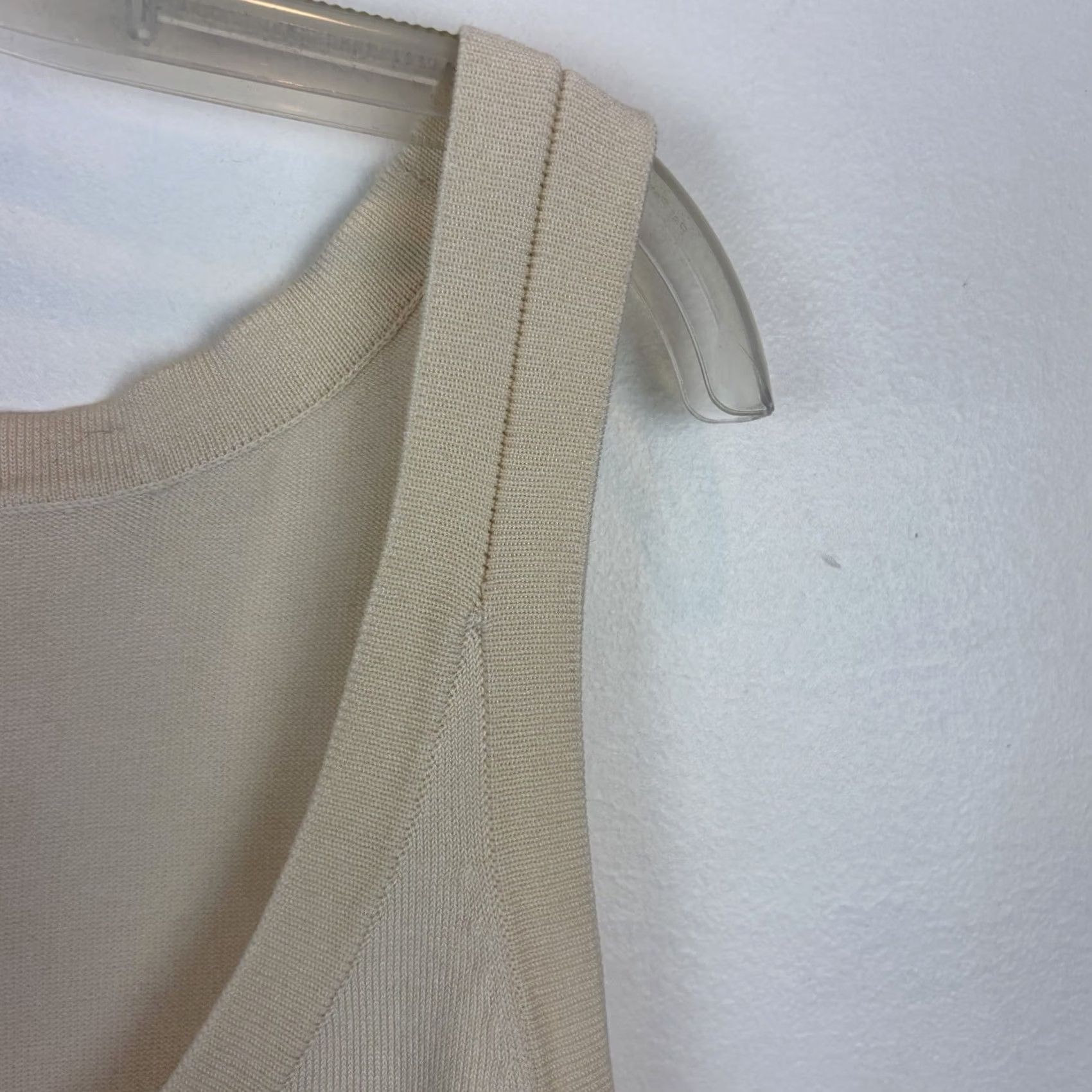 Ellen Tracy Ellen Tracy Tank Silk Blend Womens XL Ivory Sleeveless Scoop Neck Casual Pullover Size XL / US 12-14 / IT 48-50 - 4 Thumbnail