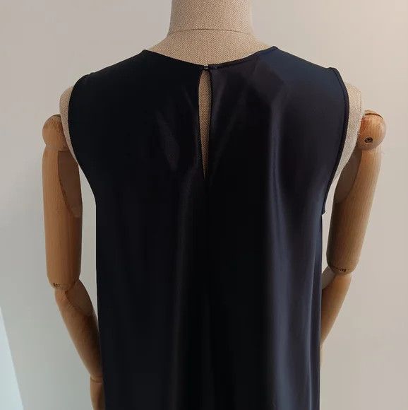 Lafayette 148 LAFAYETTE 148 Silk Crepe De Chine Sleeveless Blouse - Blue Size M / US 6-8 / IT 42-44 - 9 Thumbnail