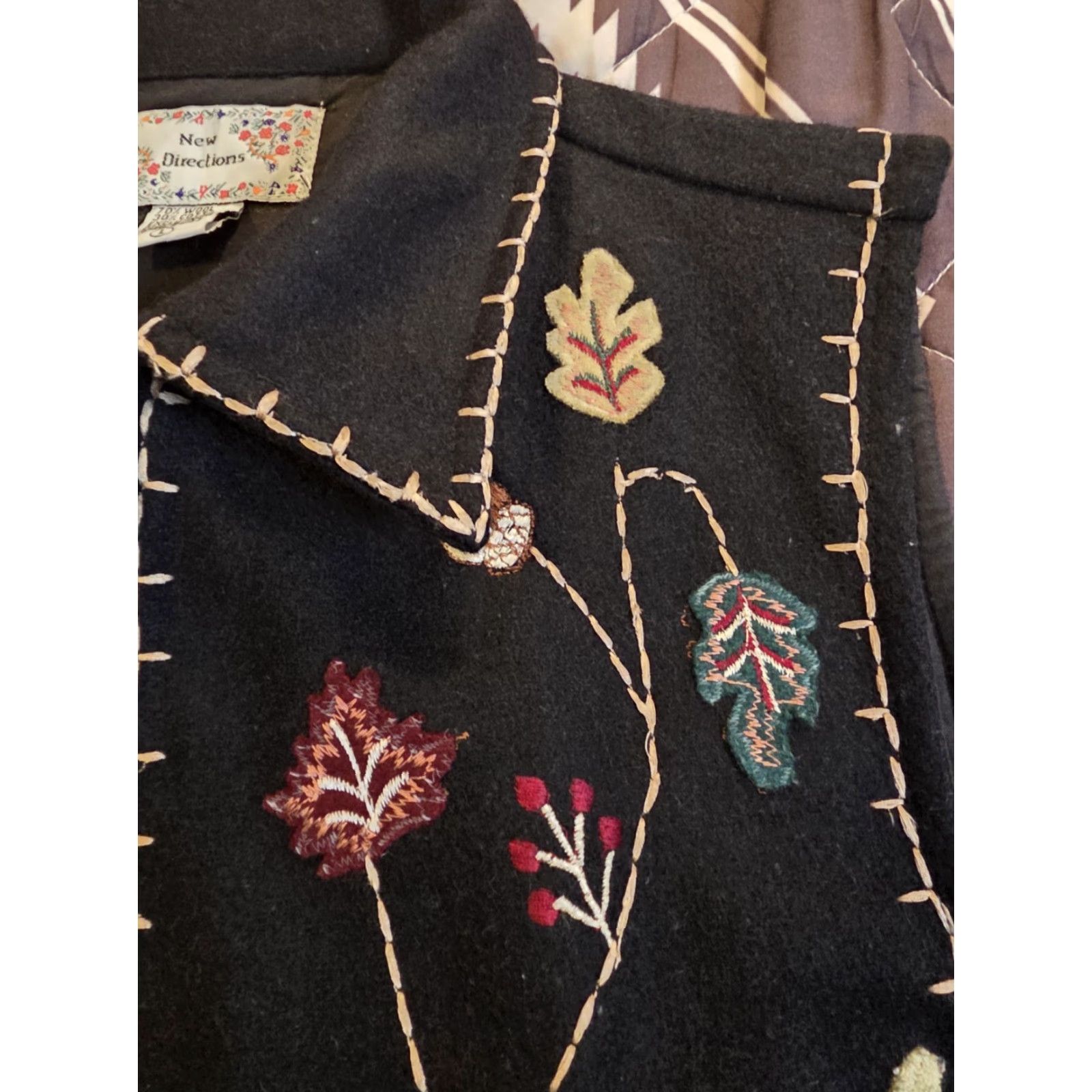 Vintage VINTAGE New Directions Vest Wool/Cotton Full Zip Embroidered Black L Sleeveless Bohemian 90s Women Size L / US 10 / IT 46 - 4 Thumbnail