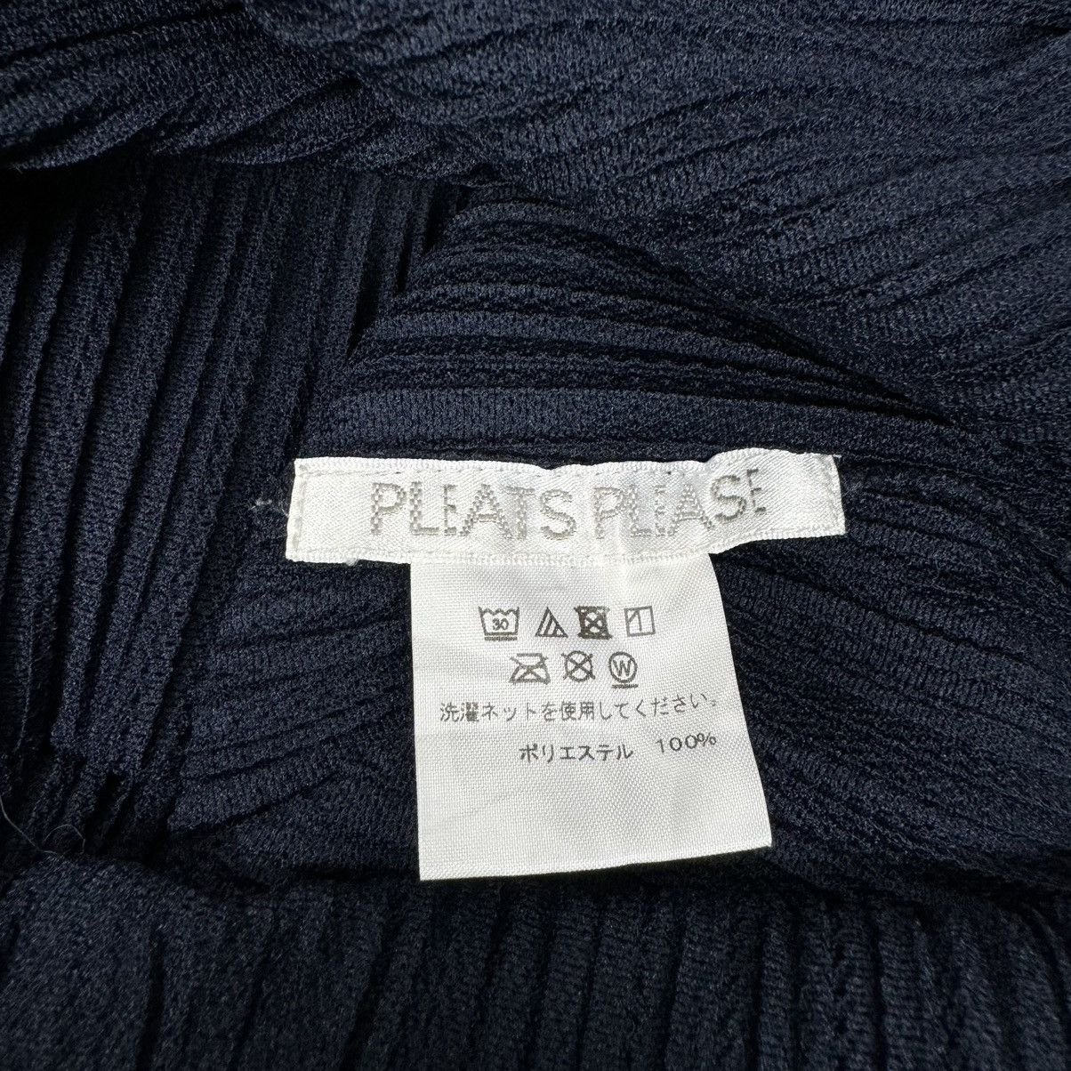 Issey Miyake × Pleats Please Issey Miyake ☀️ISSEY MIYAKE IS PLEATS TANK TOP SLEEVELESS Size L / US 10 / IT 46 - 7 Thumbnail