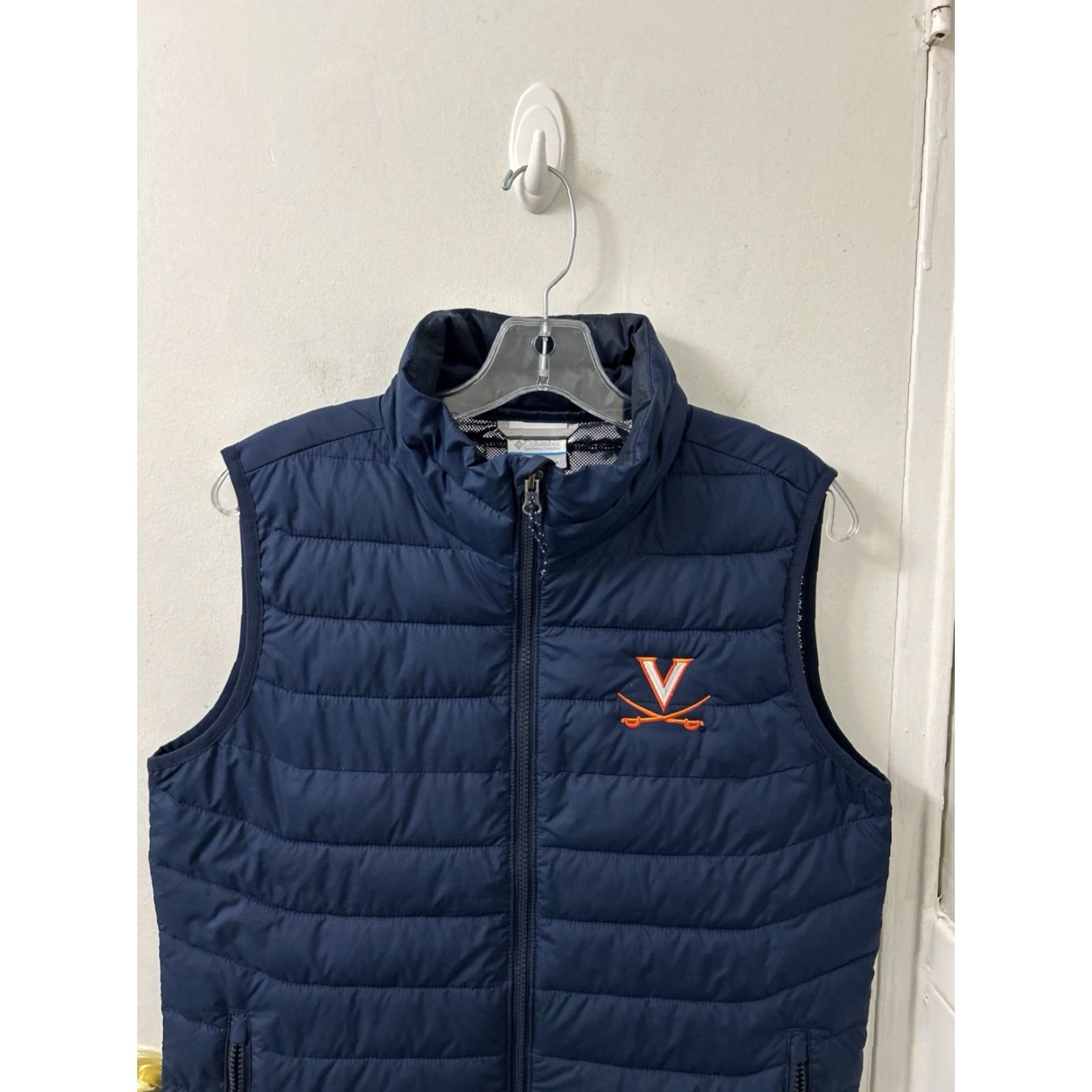 Vintage Columbia Vest Mens S Navy Blue UVA Cavaliers Omni-Heat Full Zip Quilted Embroidered Logo Puffer Jacket Style College Size US S / EU 44-46 / 1 - 2 Thumbnail