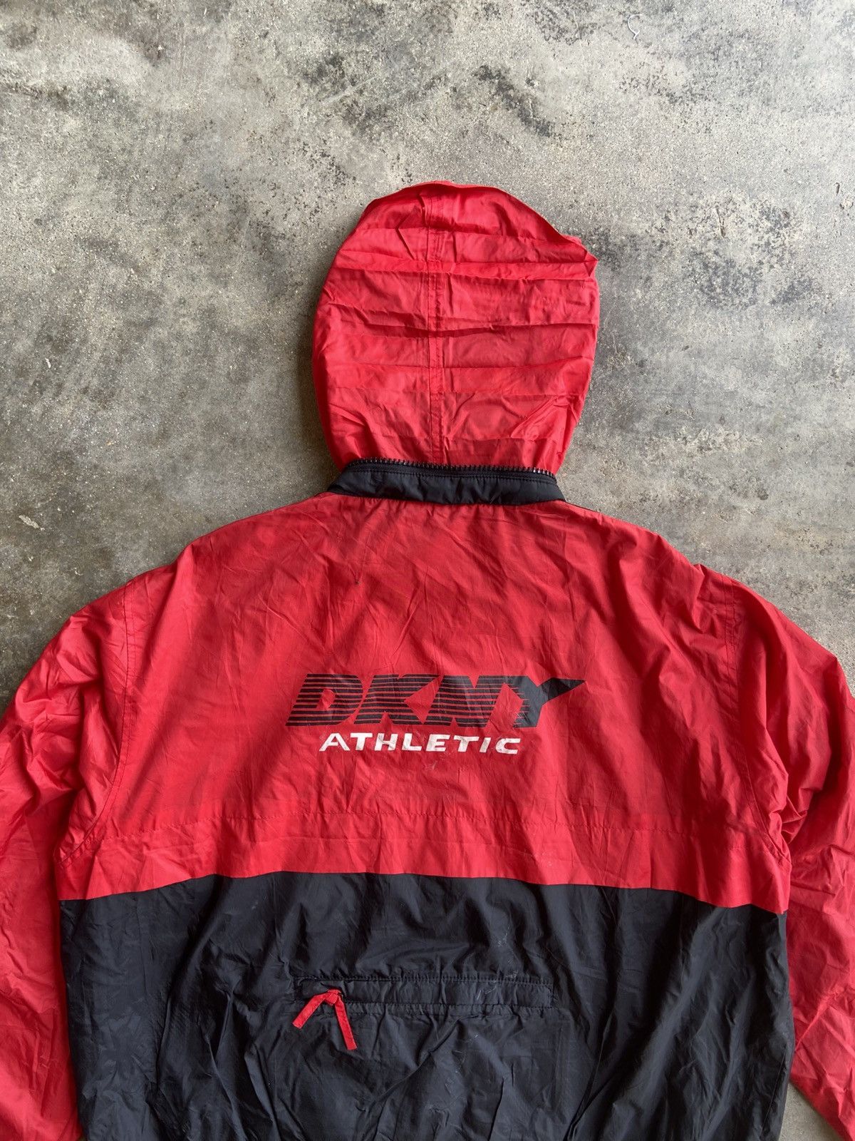 DKNY VINTAGE DKNY WINDBREAKER Size US L / EU 52-54 / 3 - 9 Thumbnail
