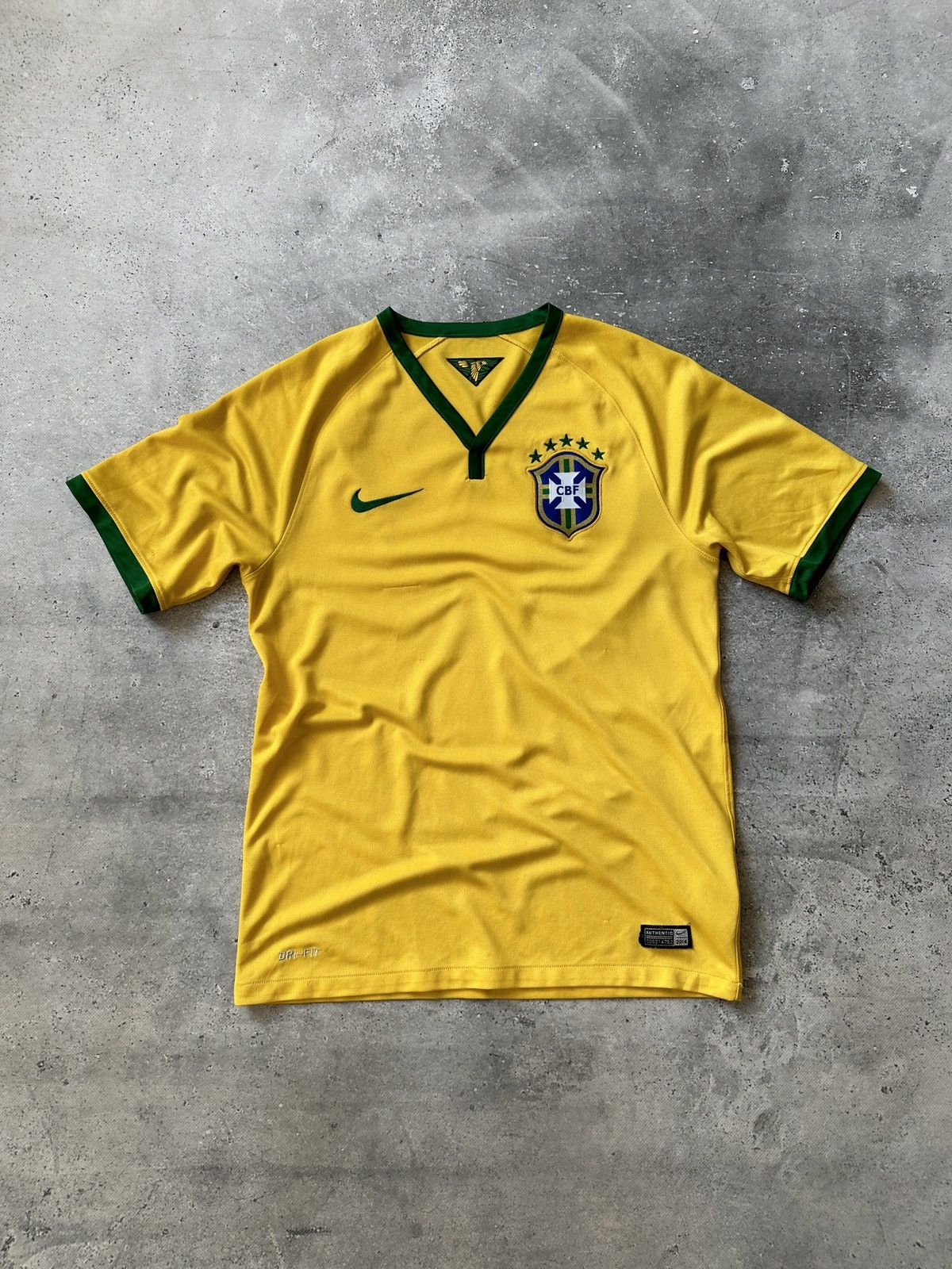 Nike BRAZIL NATIONAL TEAM 2014 HOME FOOTBALL TEE SHIRT Size US S / EU 44-46 / 1 - 1 Thumbnail
