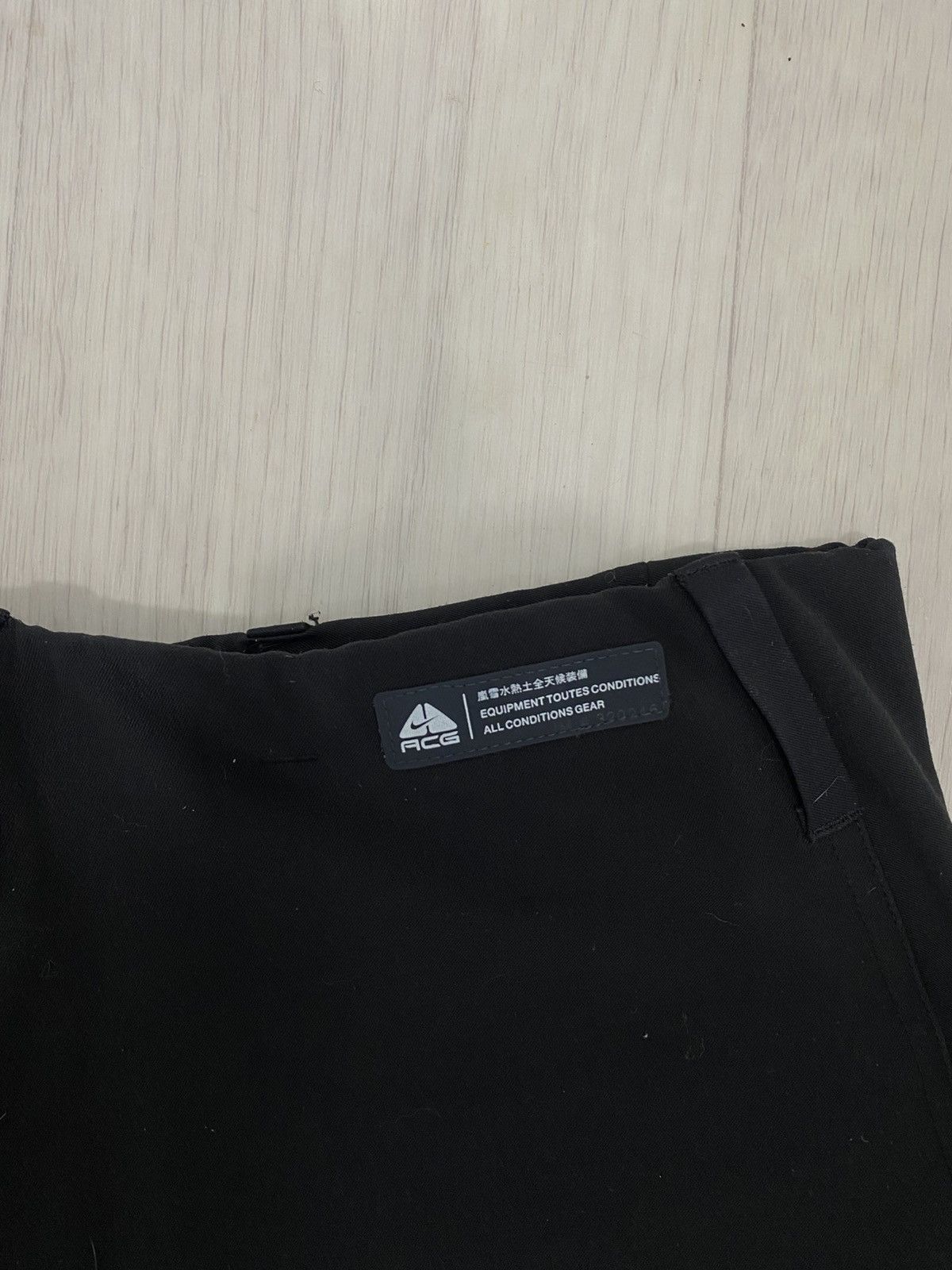 Nike ACG Nike ACG softshell pants womens size UK 8 US 6 Size 28" / US 6 / IT 42 - 7 Thumbnail