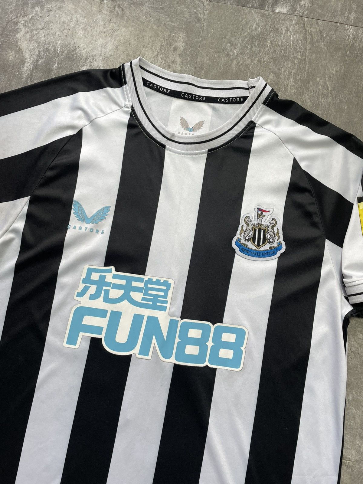 Castore Newcastle United 2022/23 Home Jersey Bruno G. #39 Castore L Size US L / EU 52-54 / 3 - 3 Thumbnail