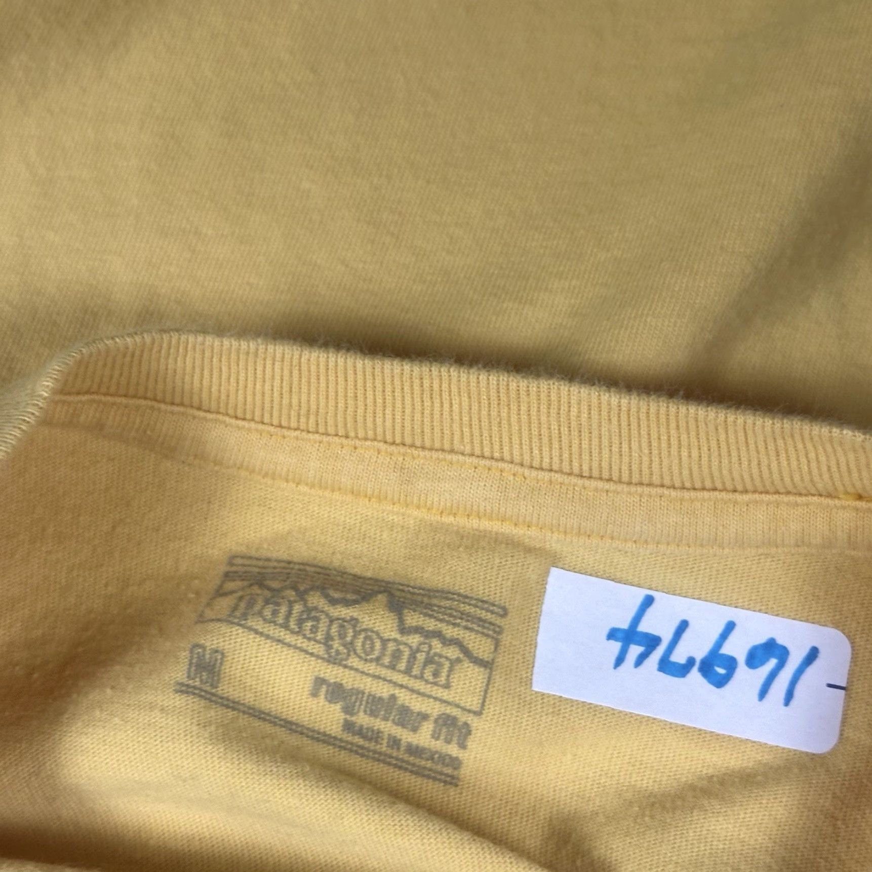 Patagonia Patagonia T Shirt Mens Medium Yellow Double Sided Hiking Outdoor Regular Fit Mens Size US M / EU 48-50 / 2 - 8 Thumbnail