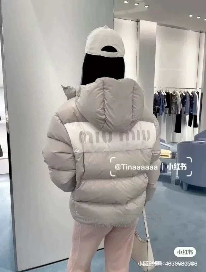 Miu Miu Miu Miu 36 23 autumn and winter white down jacket Size S / US 4 / IT 40 - 6 Thumbnail