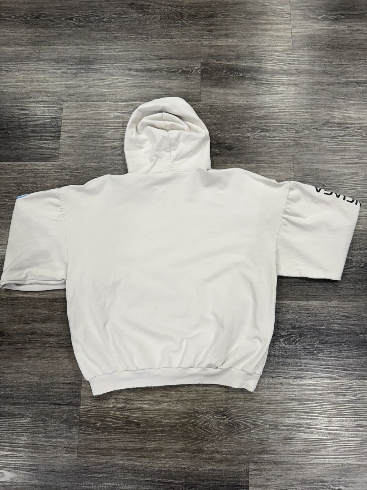 Balenciaga Balenciaga Surfer Cracked Hoodie Size US L / EU 52-54 / 3 - 2 Thumbnail