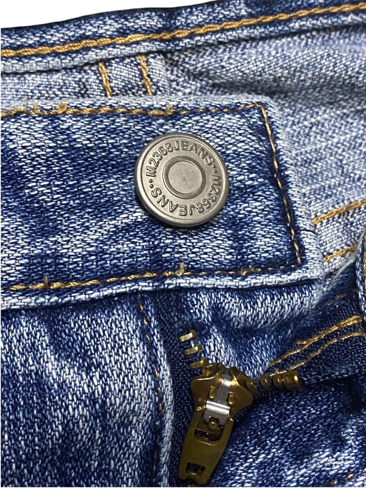 Japanese Brand Vintage Japanese Brand M2368 Nice Distressed Loose Jeans Size US 29 - 10 Thumbnail
