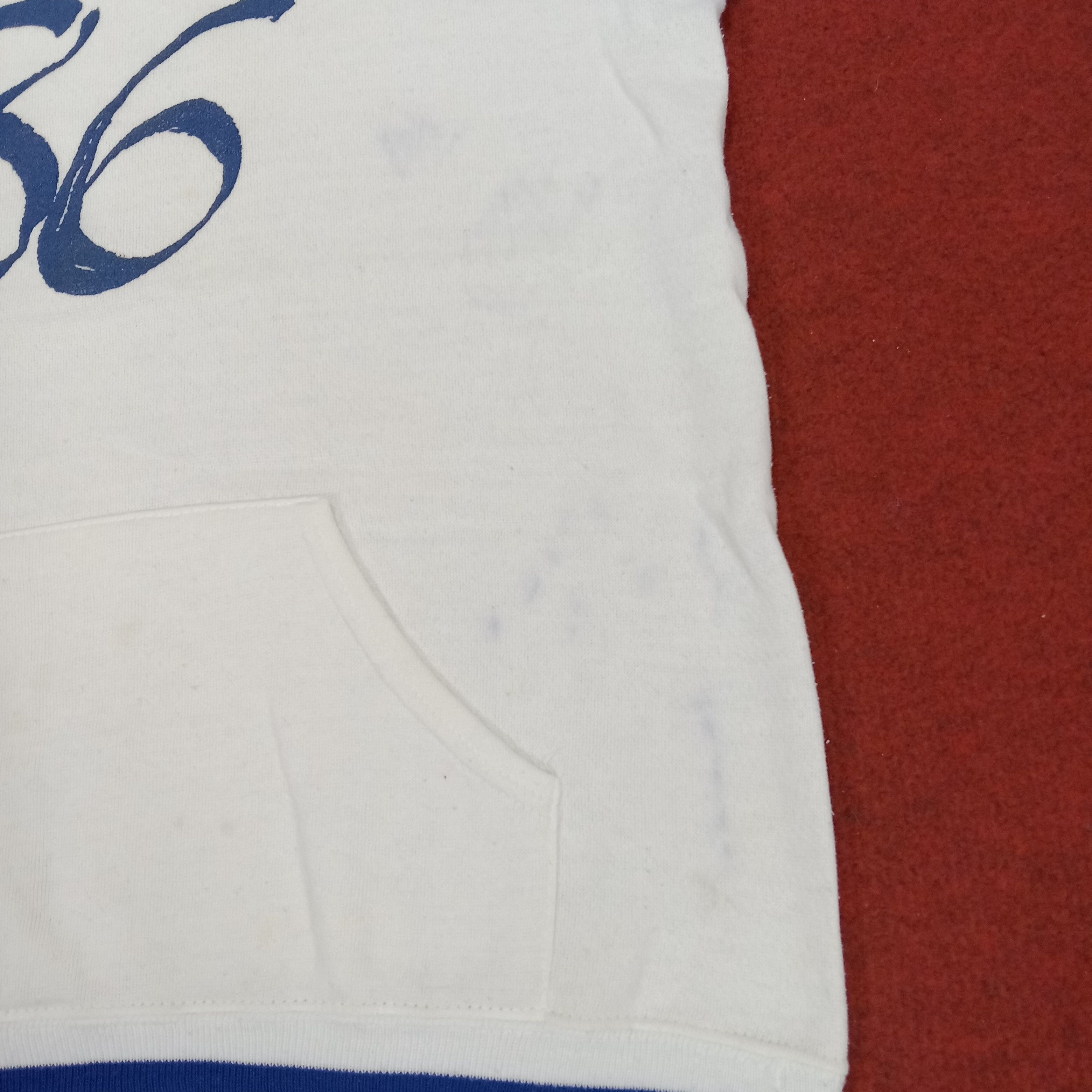 Vintage Alaska 86 Center Design Streetwear Style Vintage Hoodies Size US S / EU 44-46 / 1 - 7 Thumbnail