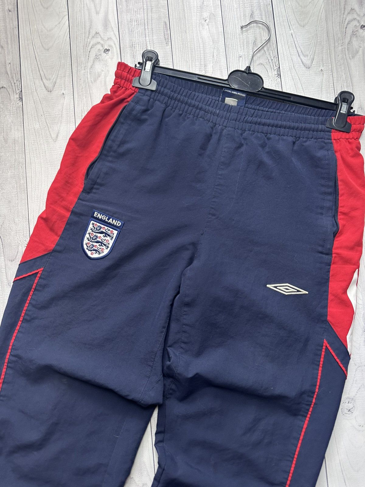 Vintage England Umbro soccer pants size S logo