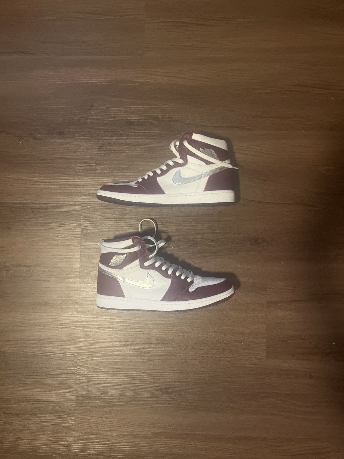 Jordan Brand Jordan 1 High Top OG Bordeaux Size US 12 / EU 45 - 3 Thumbnail