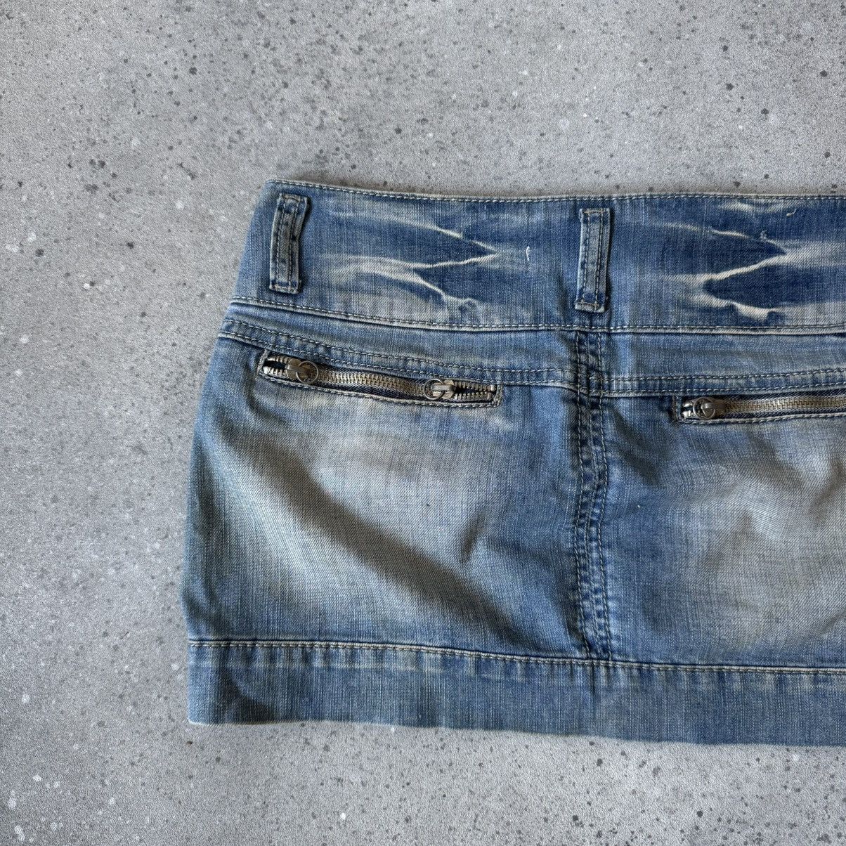 Japanese Brand Opium Y2K Vintage Super Sexy Mini Denim Skirt Size 28" / US 6 / IT 42 - 8 Thumbnail