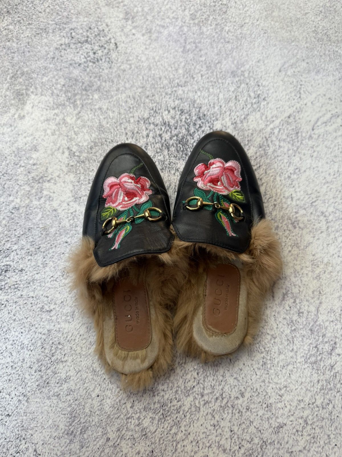 Gucci Gucci Princetown Fur Slippers with Rose Embroidery Size US 5.5 / EU 38 - 2 Thumbnail