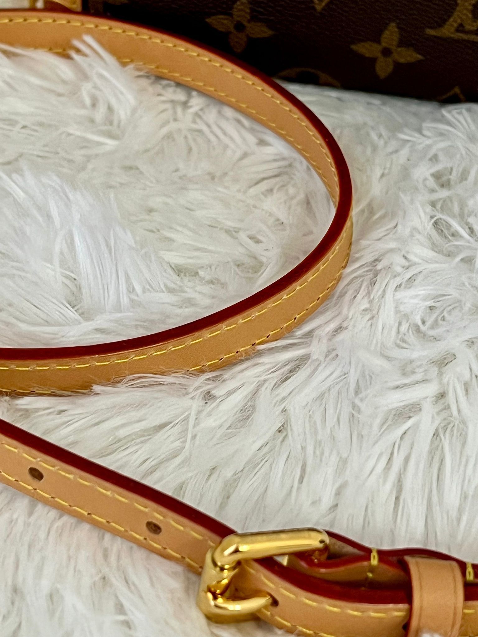 Louis Vuitton Louis vuitton trunk bag MM nWT Size ONE SIZE - 9 Thumbnail
