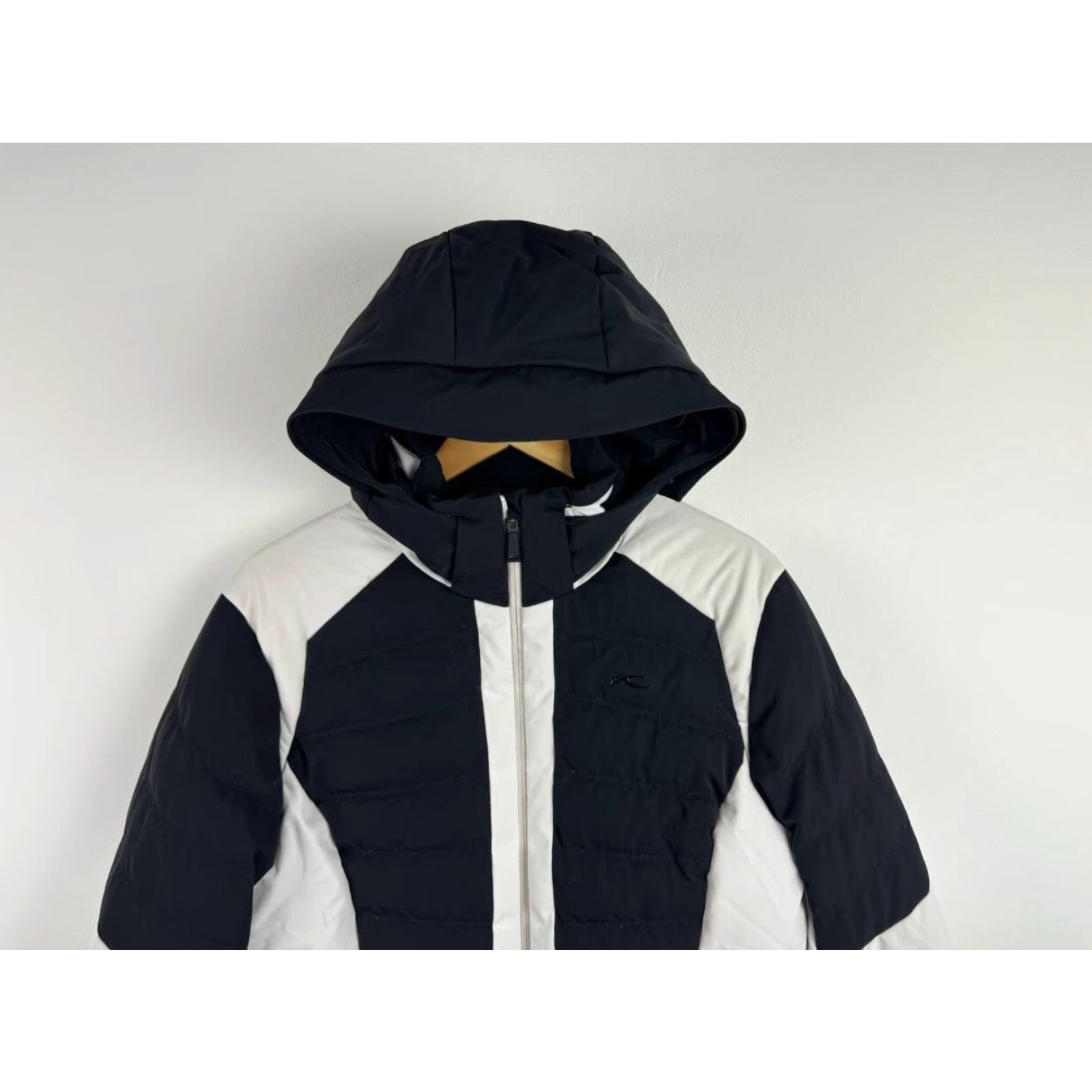 KJUS KJUS Jacket Women XL Down Puffer Ski Black Long Sleeve Regular Fit Mid-Length Coat Size XL / US 12-14 / IT 48-50 - 4 Thumbnail