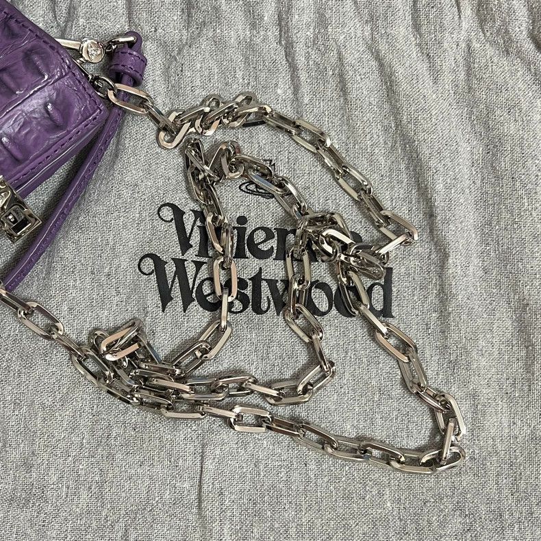 Vivienne Westwood Vivienne Westwood size os Purple leather embossed handbag w Size ONE SIZE - 8 Thumbnail